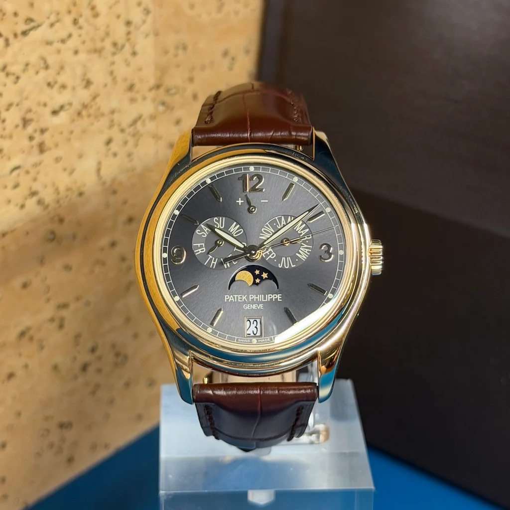 Patek Philippe Annual Calendar – Ref. 5146J-010, Sehr gut – 1/6
