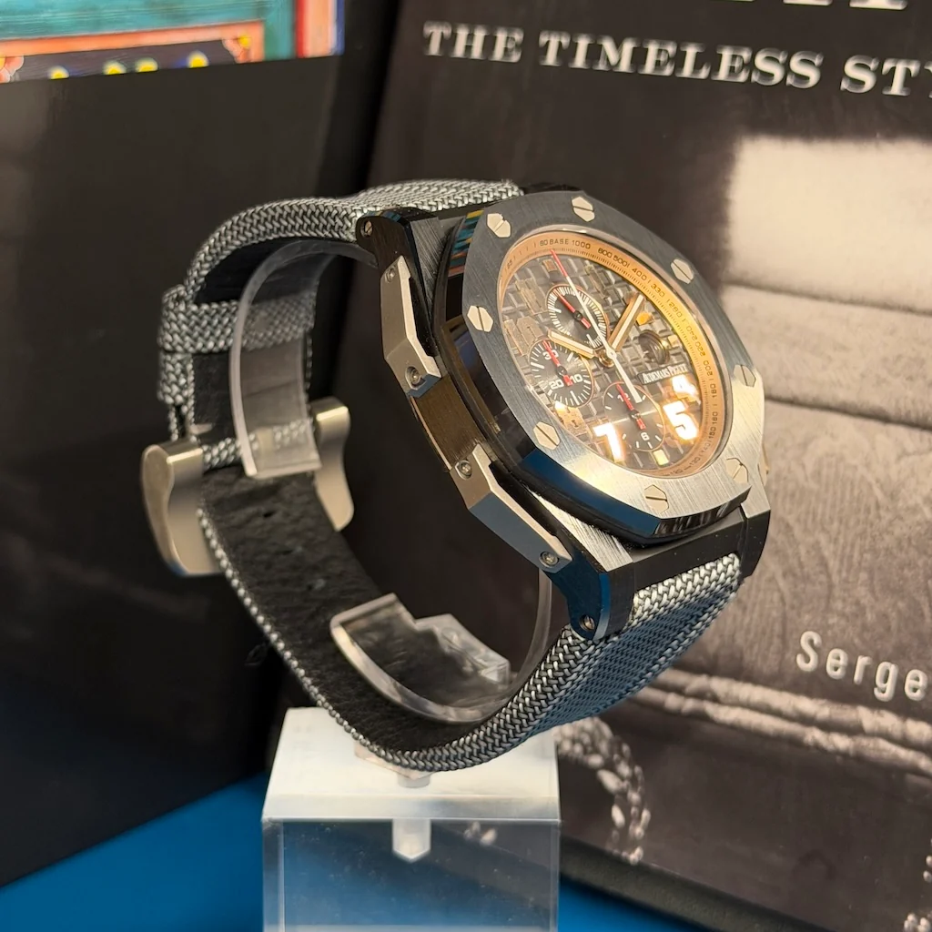 Audemars Piguet Royal Oak Offshore – Ref. 26378IO.OO.A001KE.01, Sehr gut – 3/4