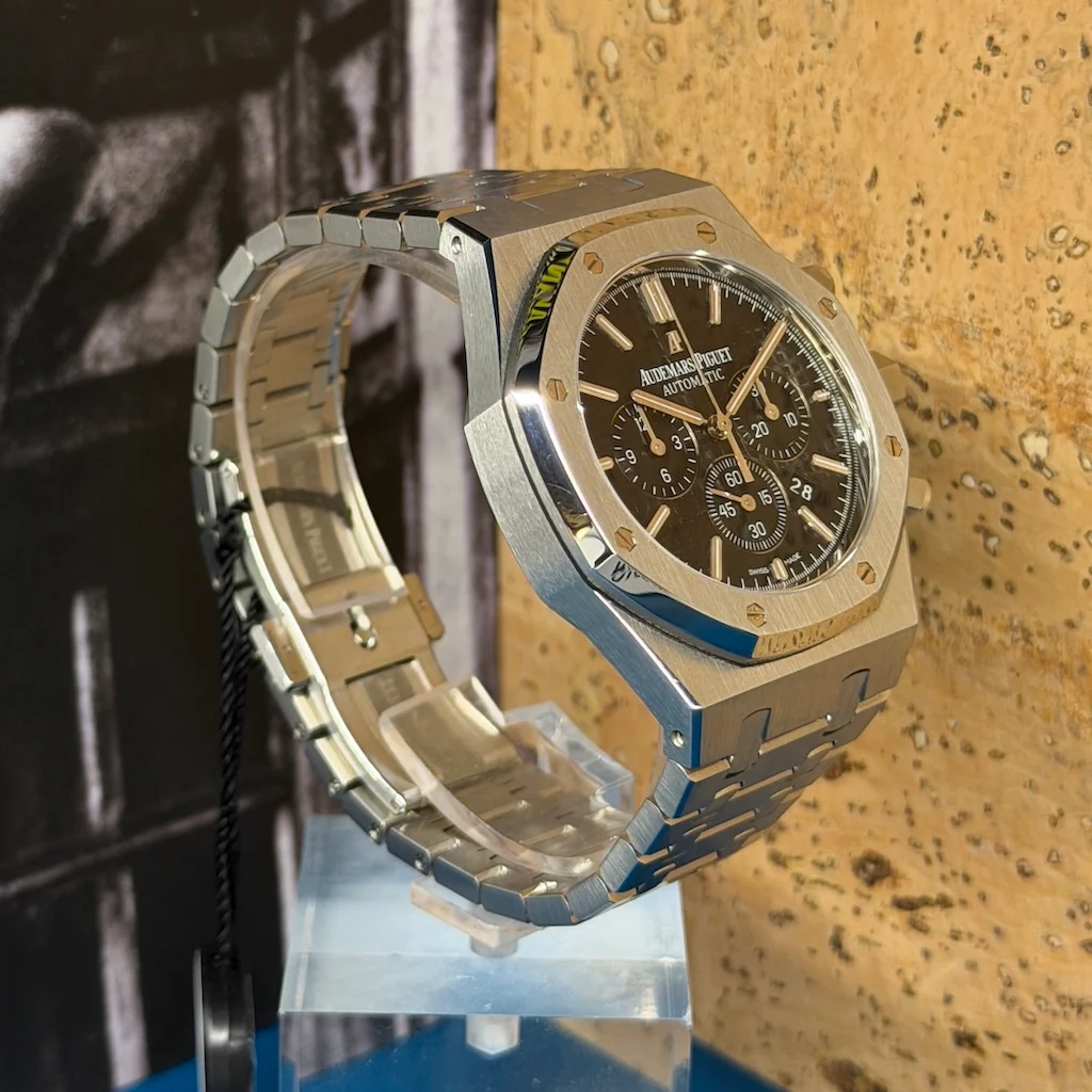 Audemars Piguet Royal Oak Chronograph – Ref. 26320ST.OO.1220ST.01, Sehr gut – 3/4