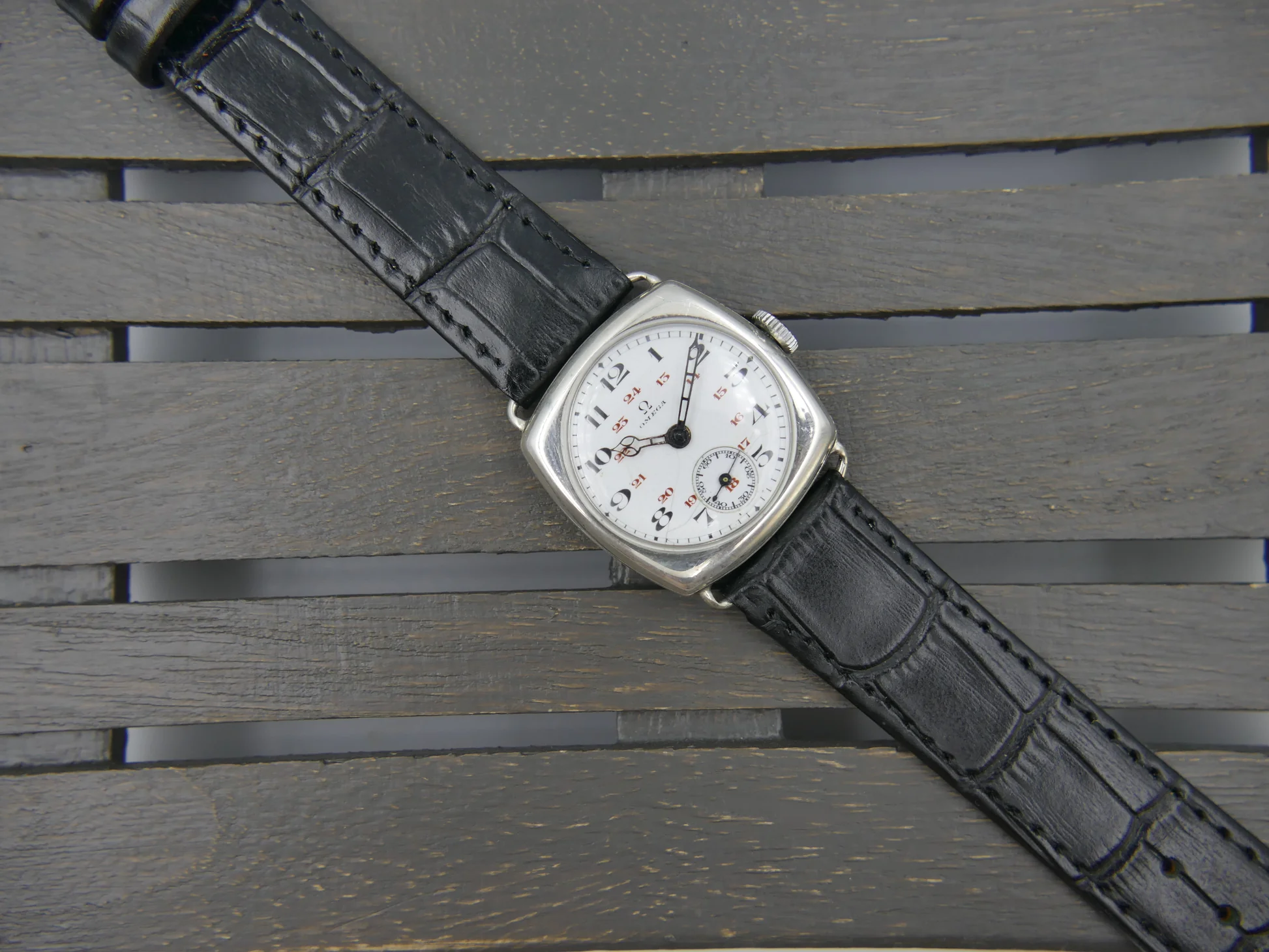 Omega Trench Watch – Gebraucht – 6/22