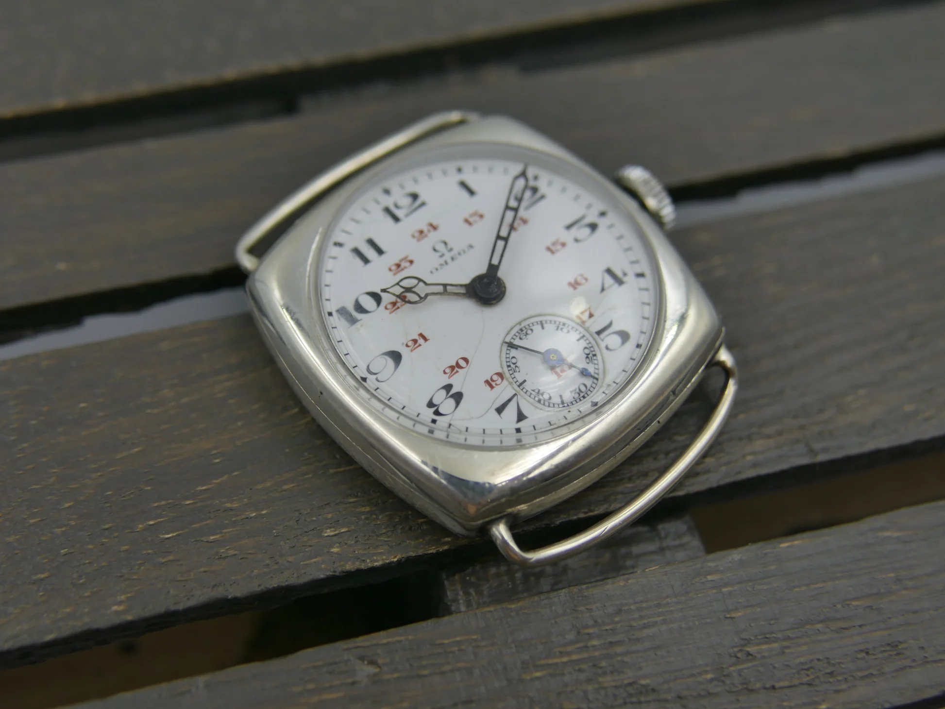 Omega Trench Watch – Gebraucht – 12/22