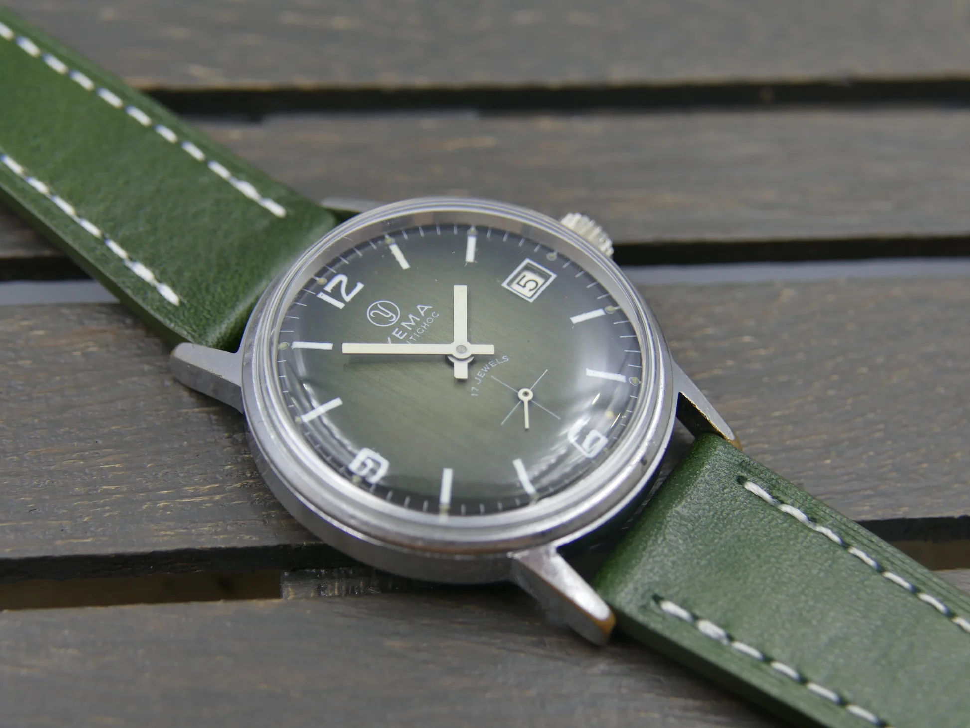 Yema 70s vintage watch green hand wind Cupillard – Ref. 233-69, Gebraucht – 2/20