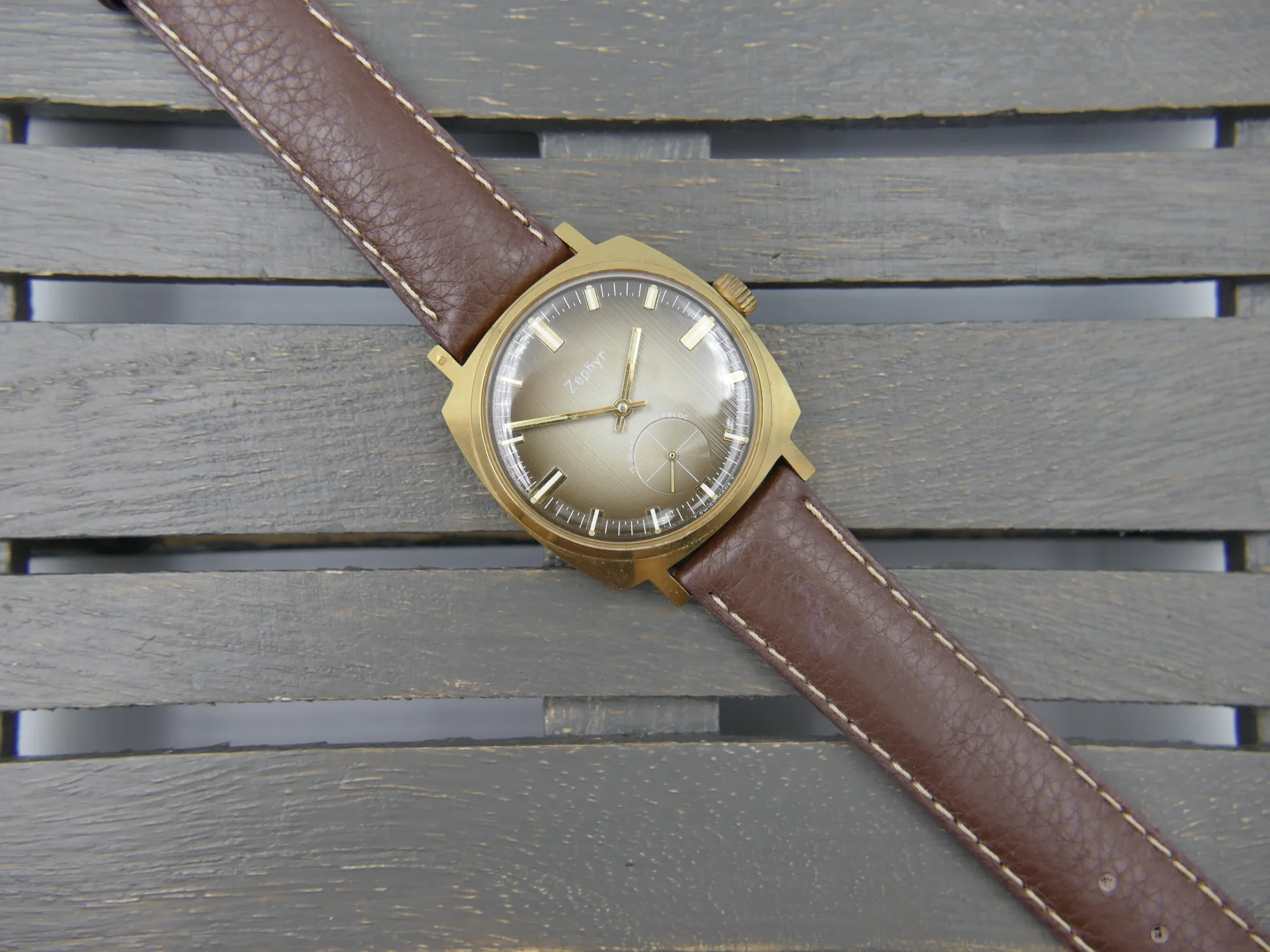 Zephyr 70s vintage watch mens Zephyr hand wind Unitas 6325 brown – Gebraucht – 3/21