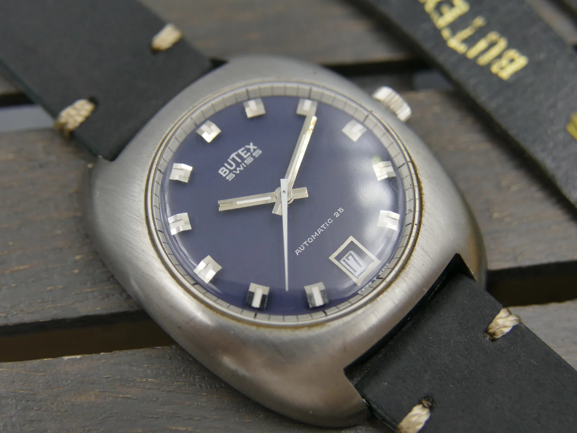Swiss Vintage – Ref. 713046, Neu – 2/24