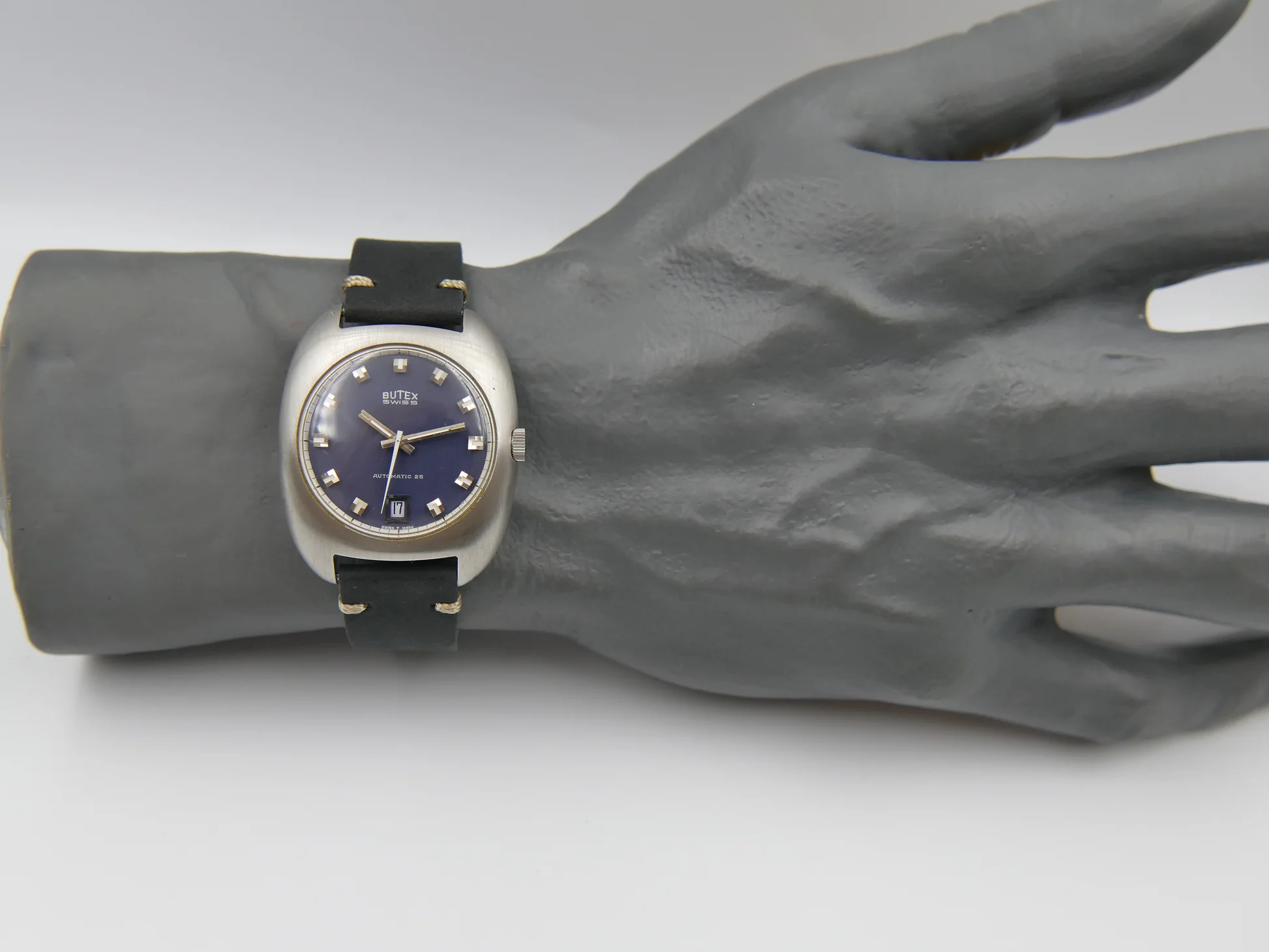 Swiss Vintage – Ref. 713046, Neu – 13/24