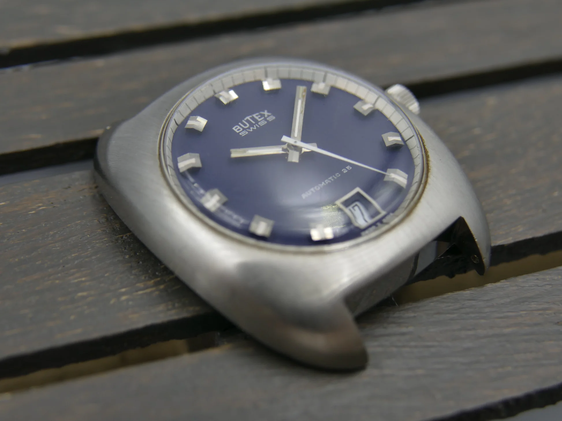 Swiss Vintage – Ref. 713046, Neu – 22/24