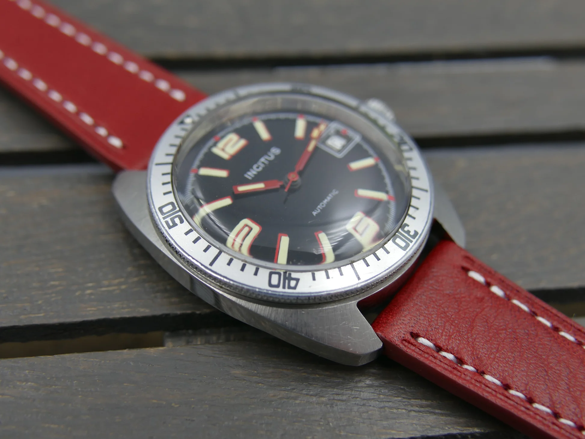 Incitus Divers – Ref. 1483, Gebraucht – 12/23