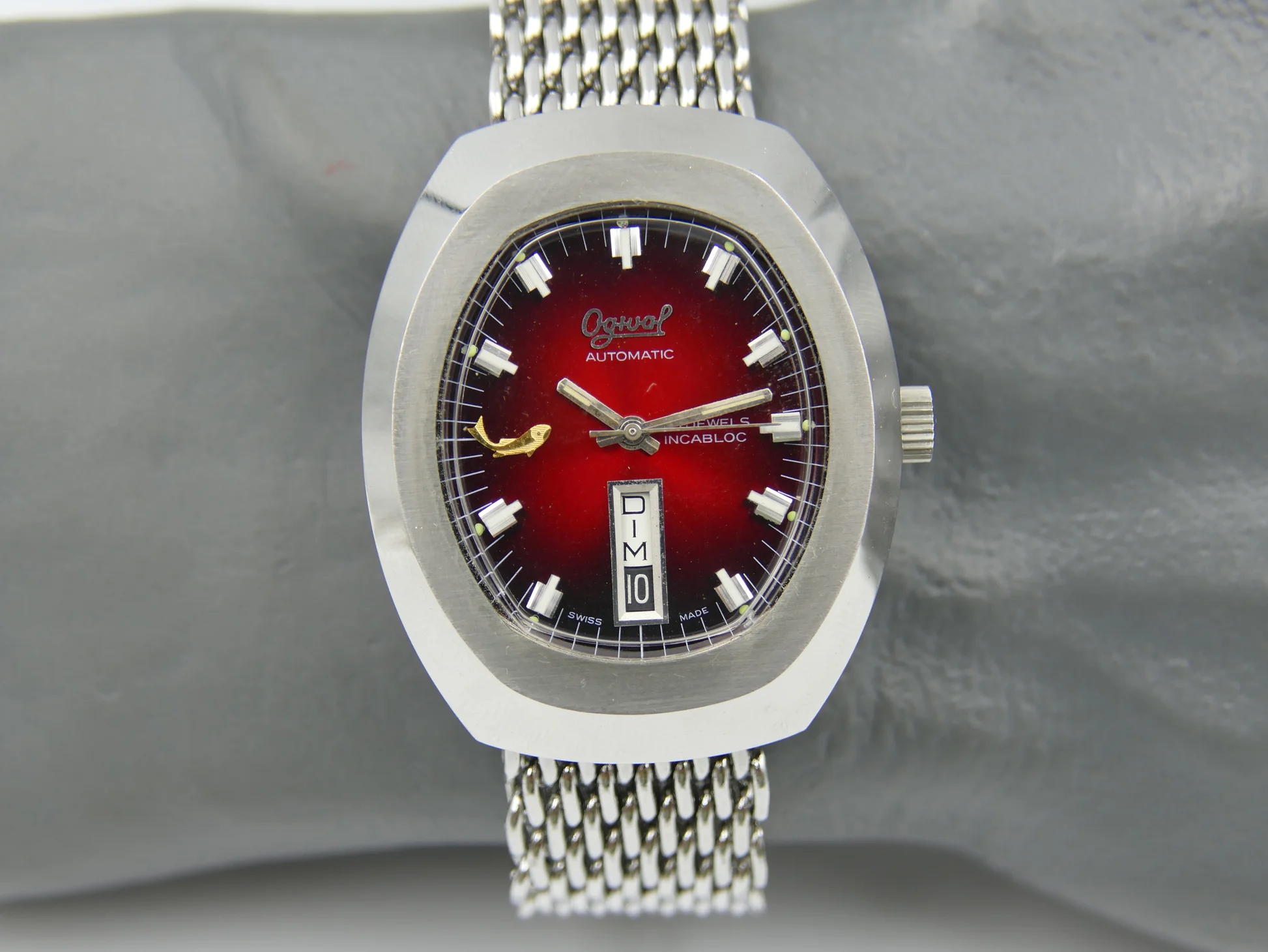 Ogival 70s vintage watch burgundy automatic AS 2066 NOS – Ref. a2614, Neu – 3/21