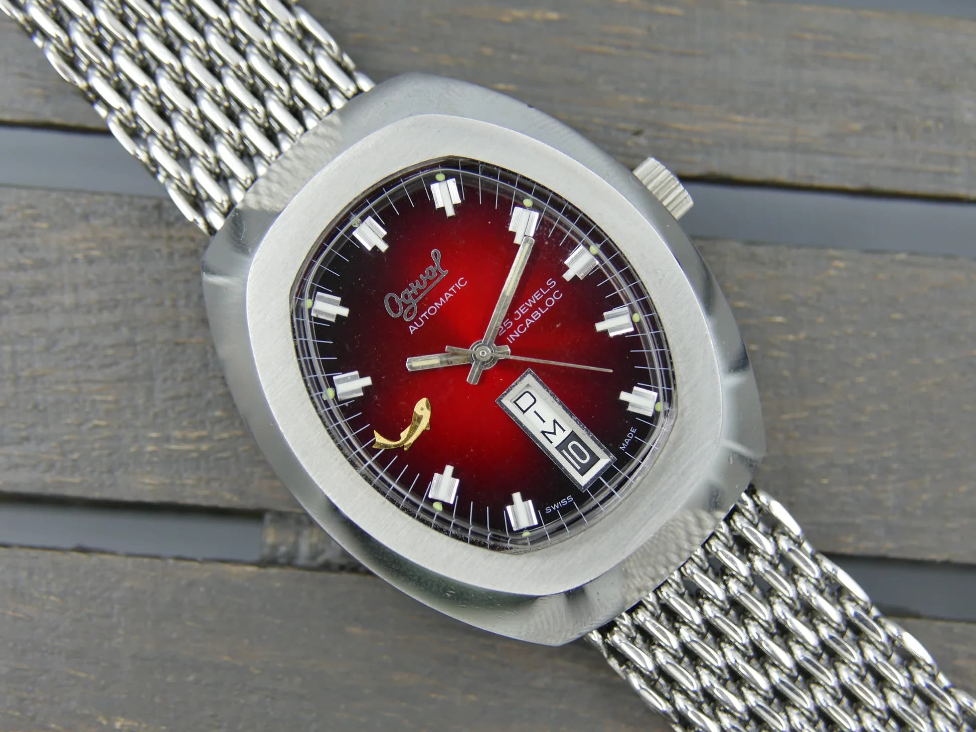 Ogival 70s vintage watch burgundy automatic AS 2066 NOS – Ref. a2614, Neu