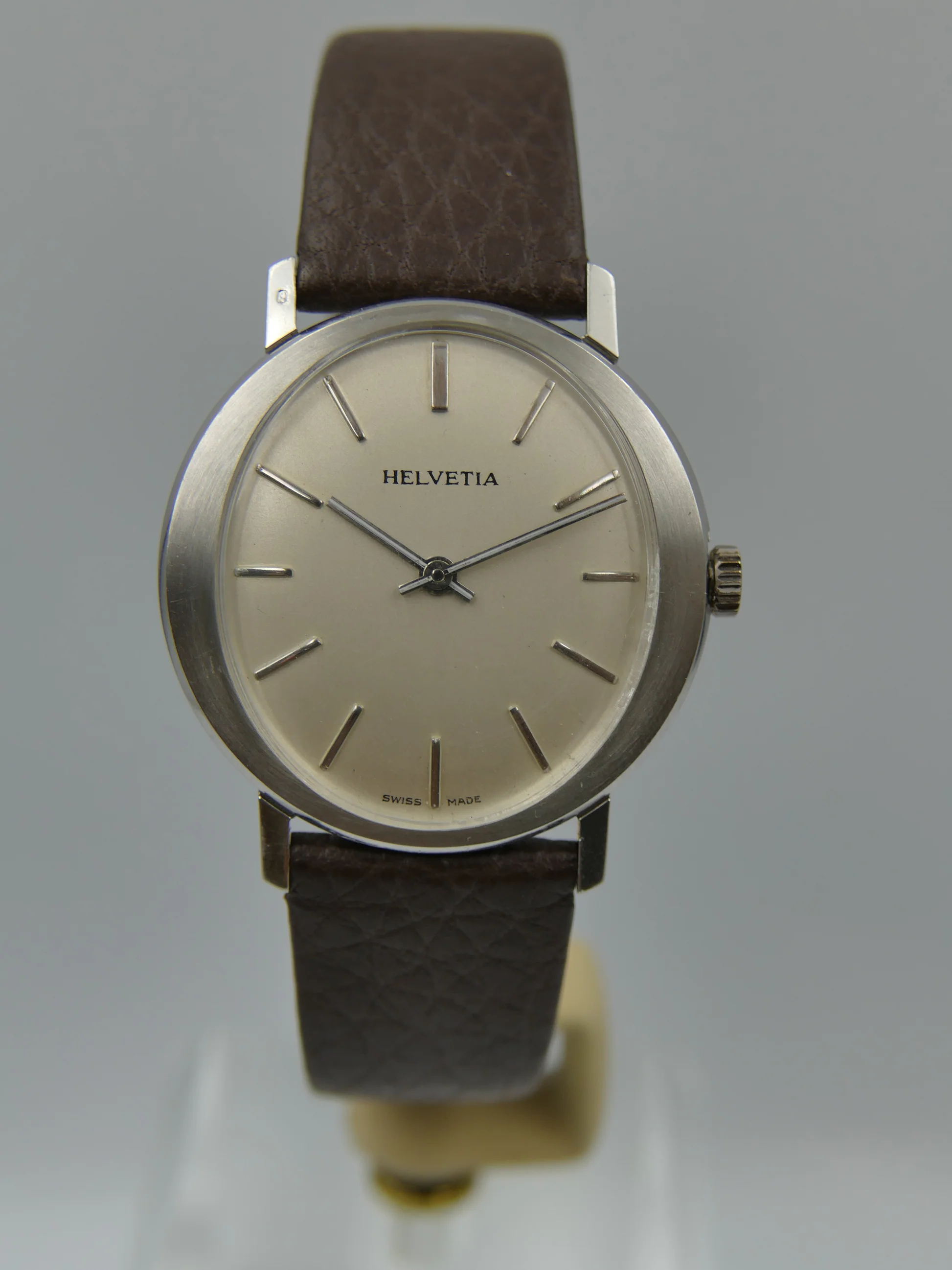 Helvetia Oval – Ref. 7001.018.30, Gebraucht – 5/18
