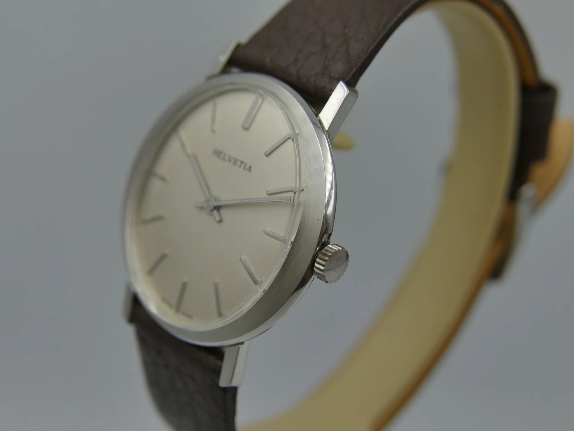 Helvetia Oval – Ref. 7001.018.30, Gebraucht – 6/18