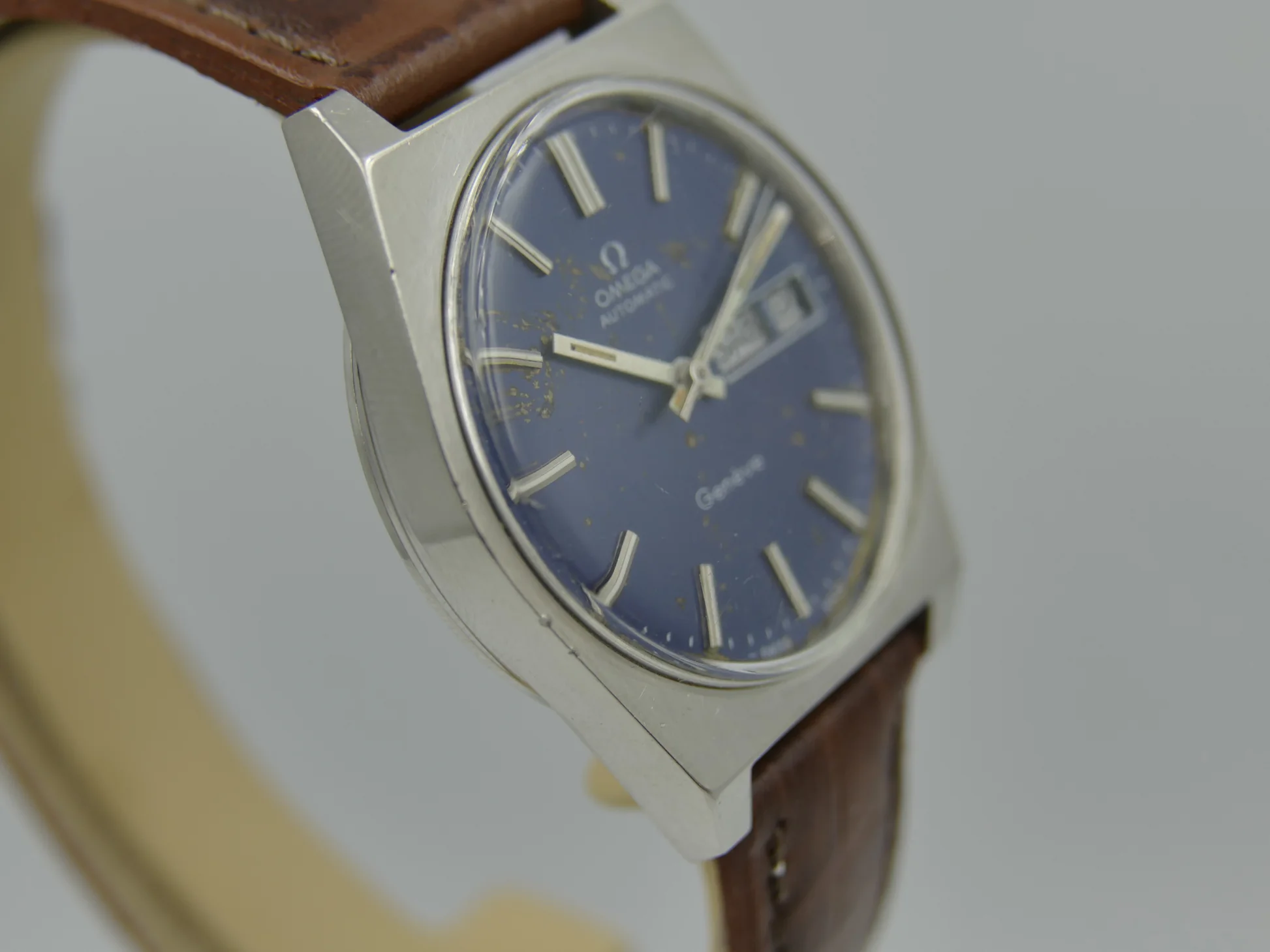 Omega Geneve – Ref. 166.0120, used – Image 2/21
