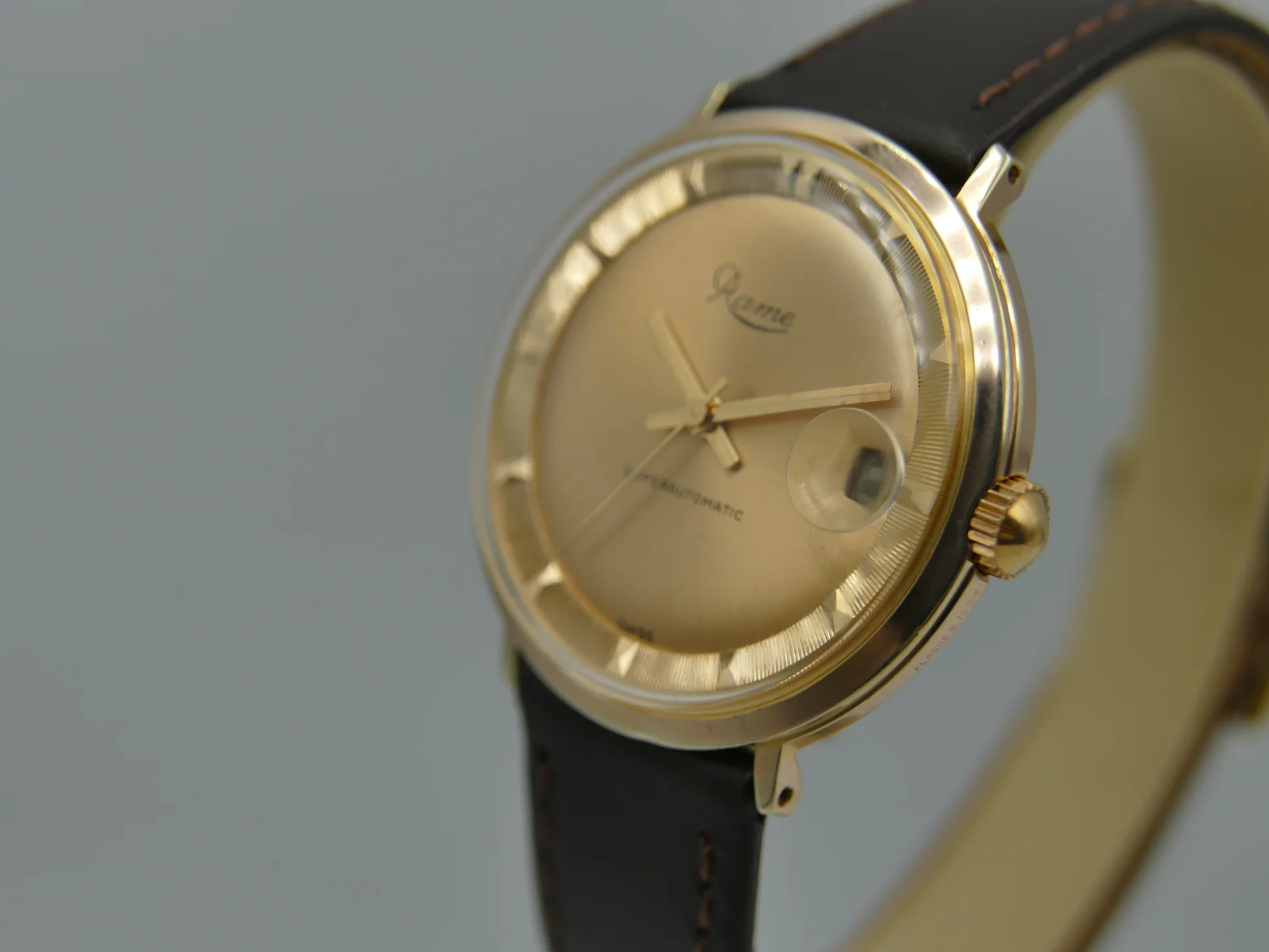 Swiss Vintage – Gebraucht – 15/21