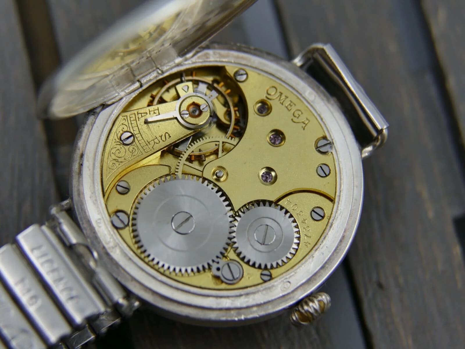 Omega Trench Watch – Ref. 568.13, Gebraucht – Bild 2/25