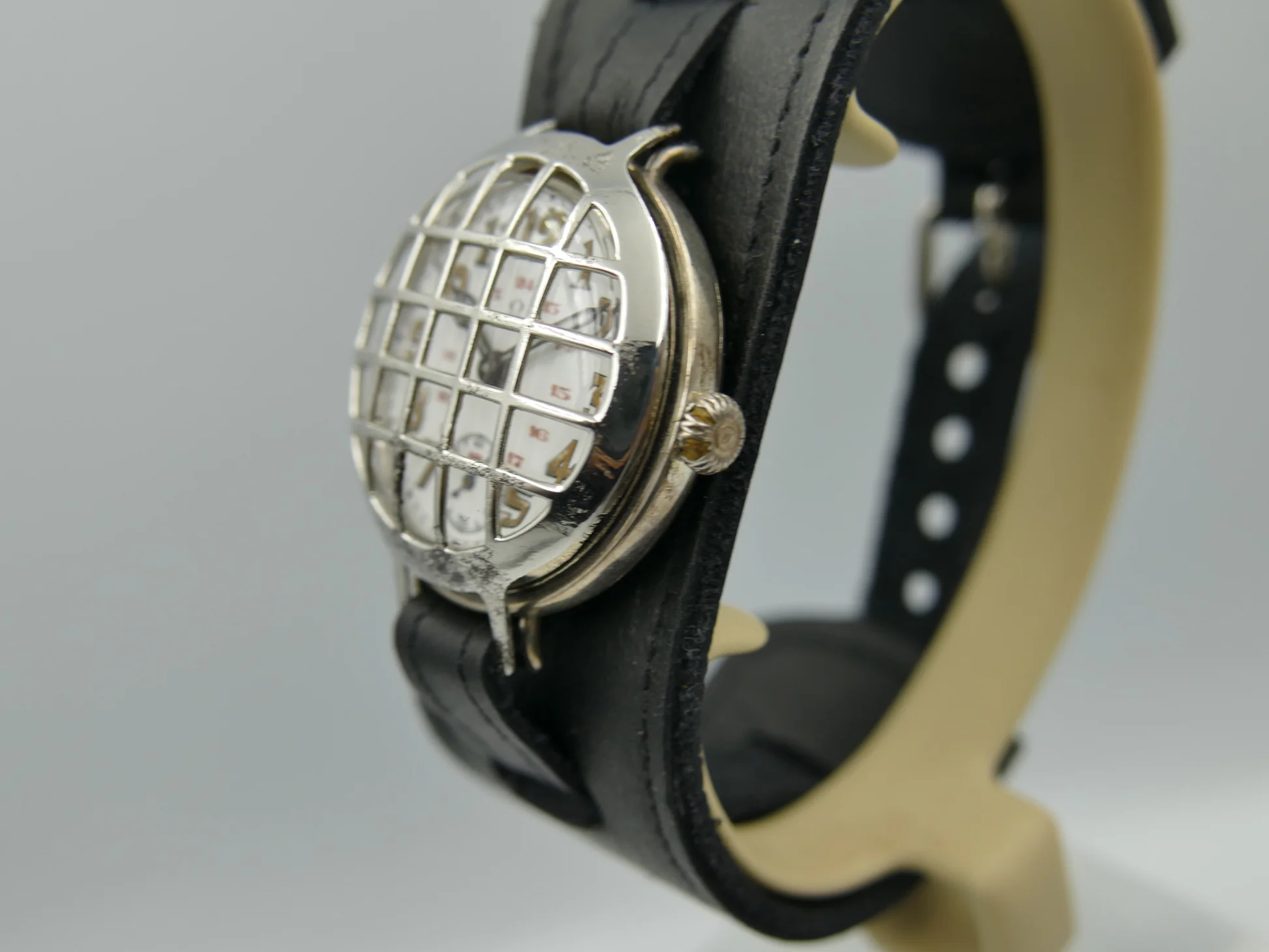 Omega Trench Watch – Ref. 568.13, used – 25/25
