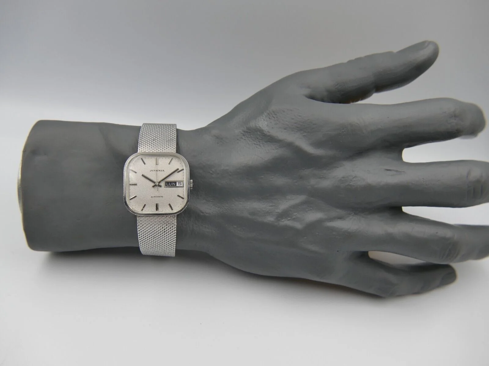 Juvenia Vintage – Ref. 11211, used – 3/12