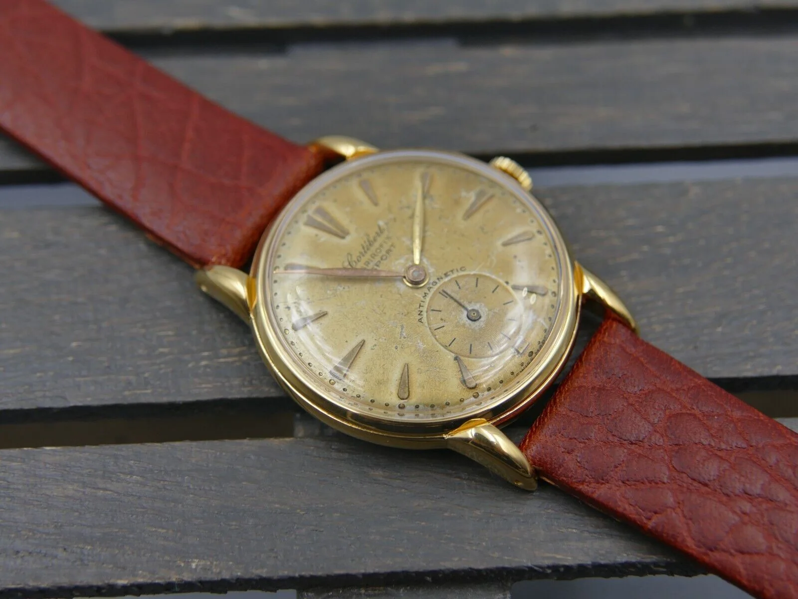 Cortébert 40's vintage watch ref. manual wind cal. 677 serviced – Ref. 8435, used – 2/19