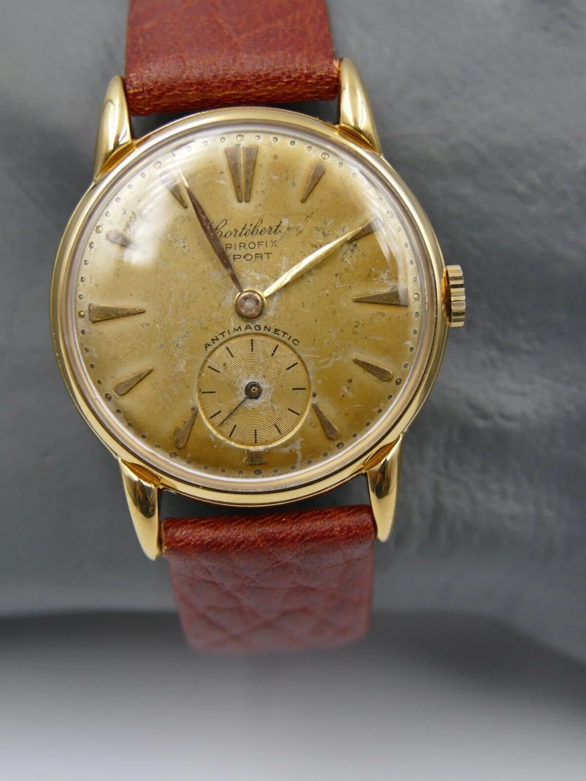 Cortébert 40's vintage watch ref. manual wind cal. 677 serviced – Ref. 8435, used – 13/19