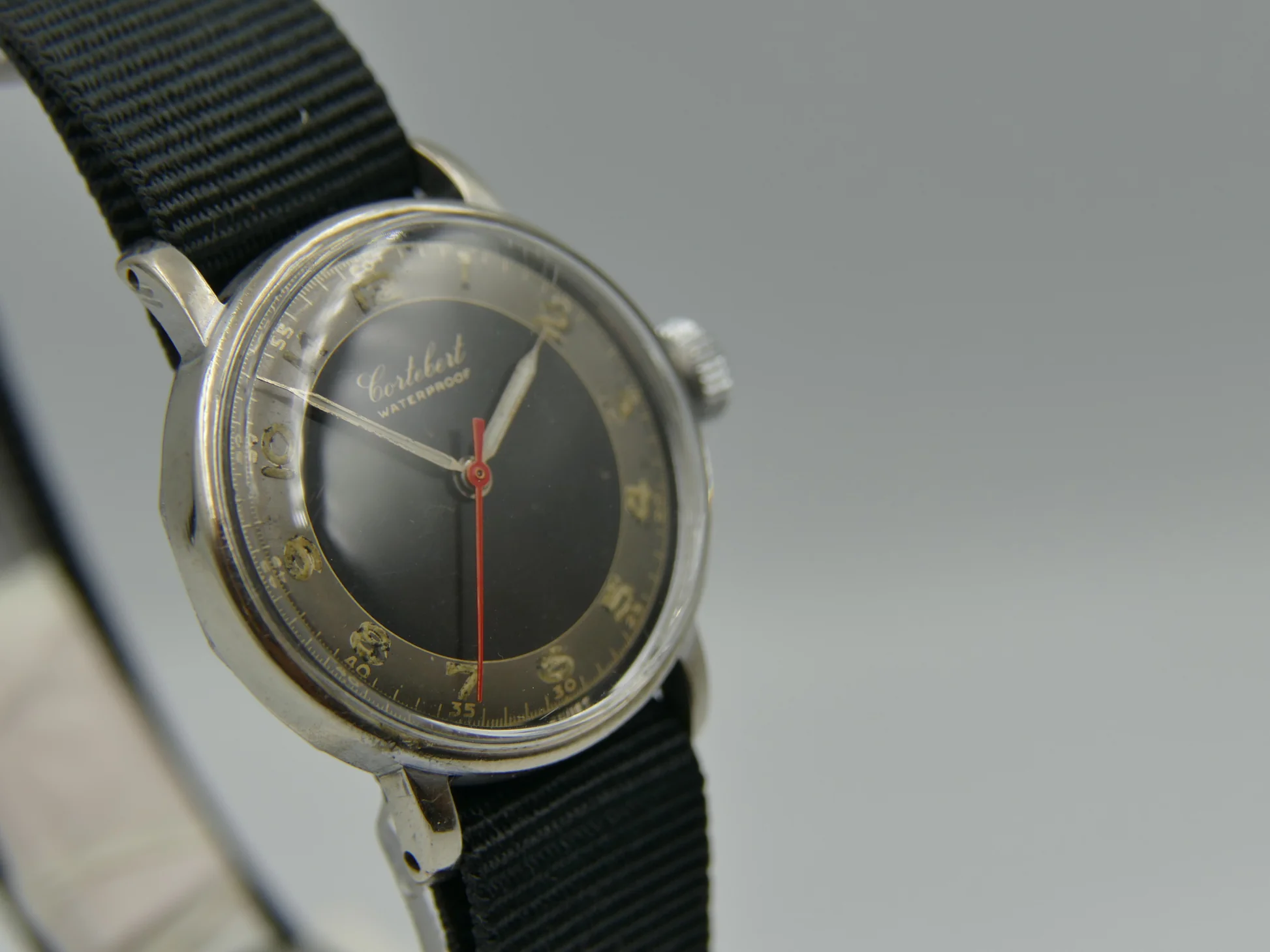 Cortébert WW2 – Ref. 8510, Gebraucht – 19/24