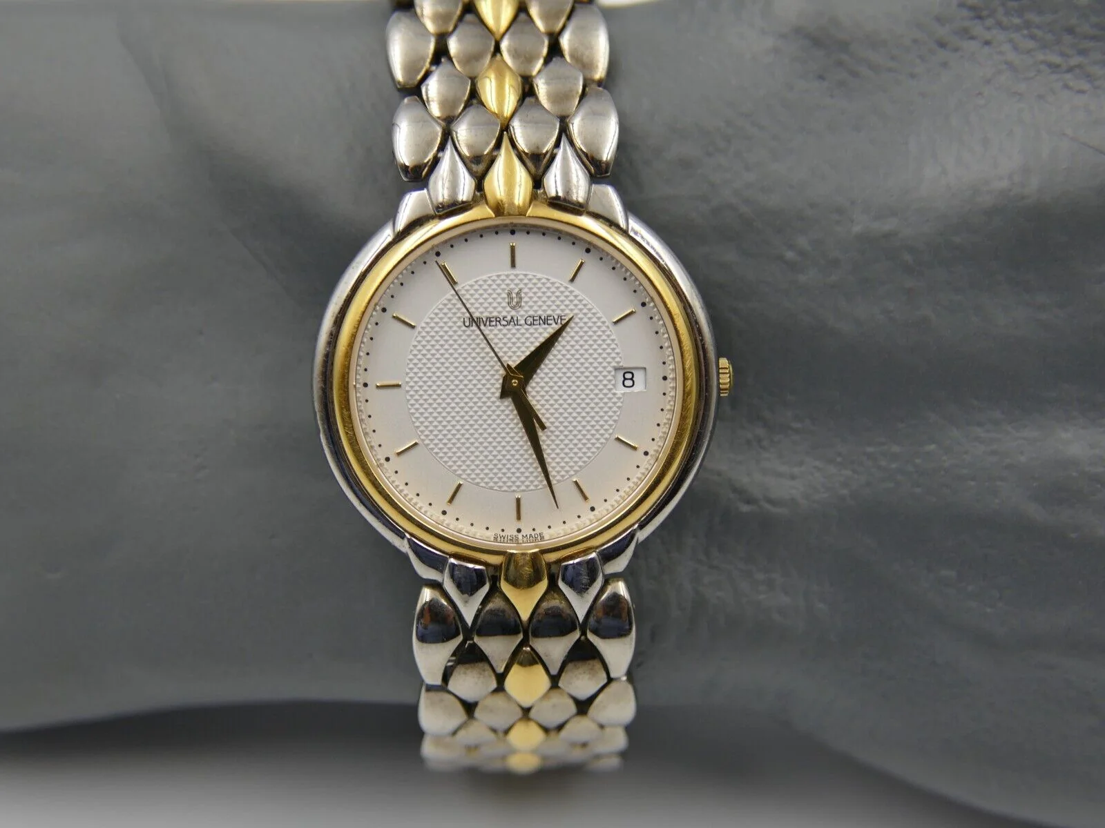 Universal Geneve 80's vintage watch mens universal geneve – Ref. 650.100, Gut – 8/21