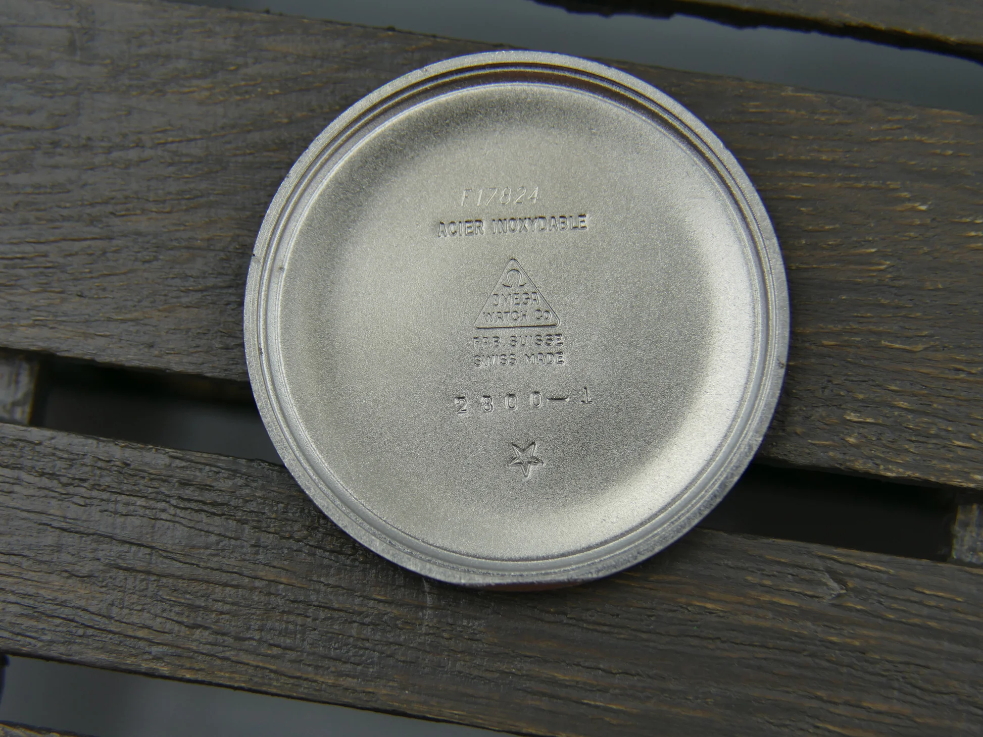 Omega Jumbo Honey Comb – Ref. 2800-1, used – 18/20