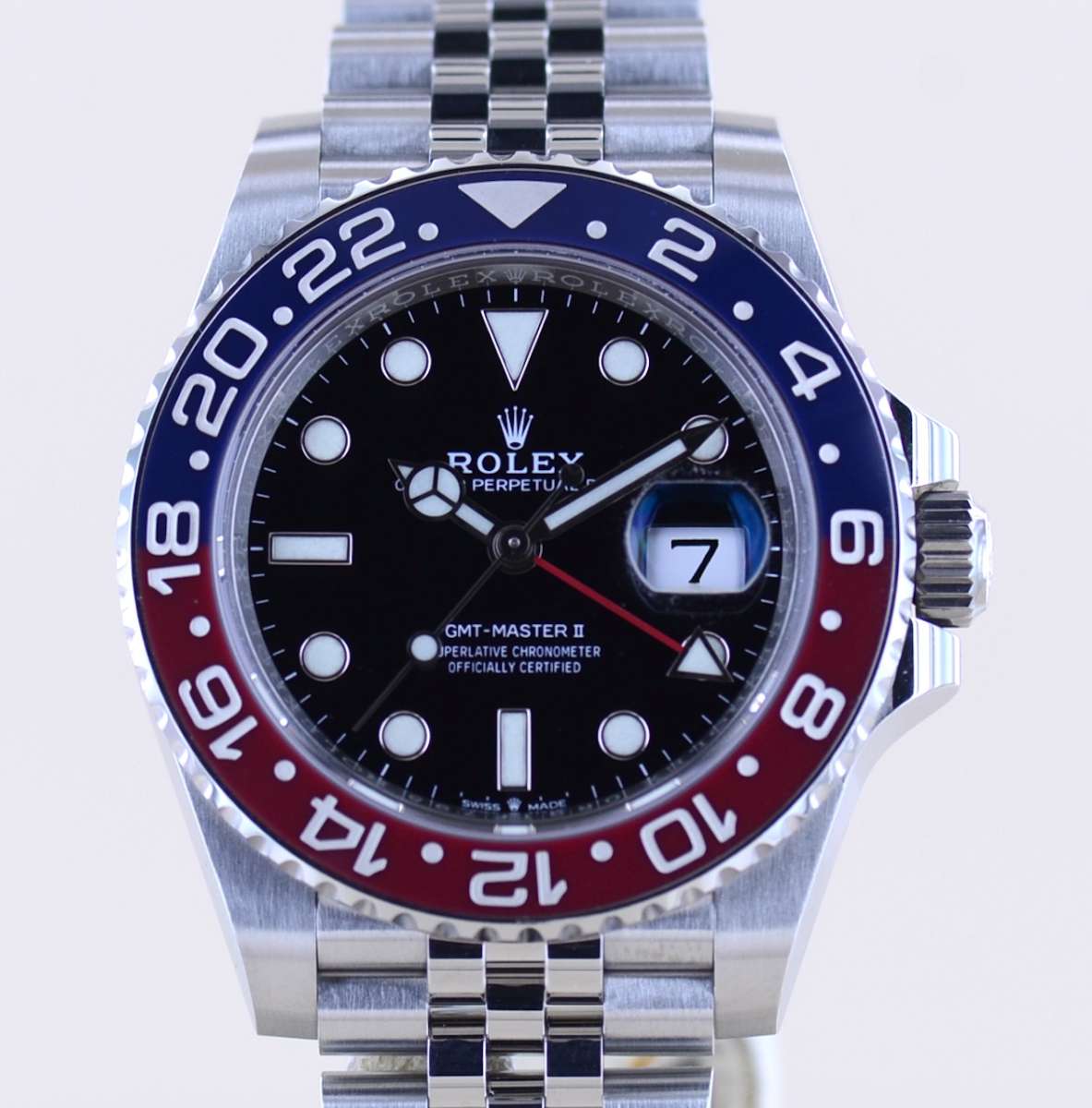 Rolex GMT-Master II – Ref. 126710BLRO, Sehr gut