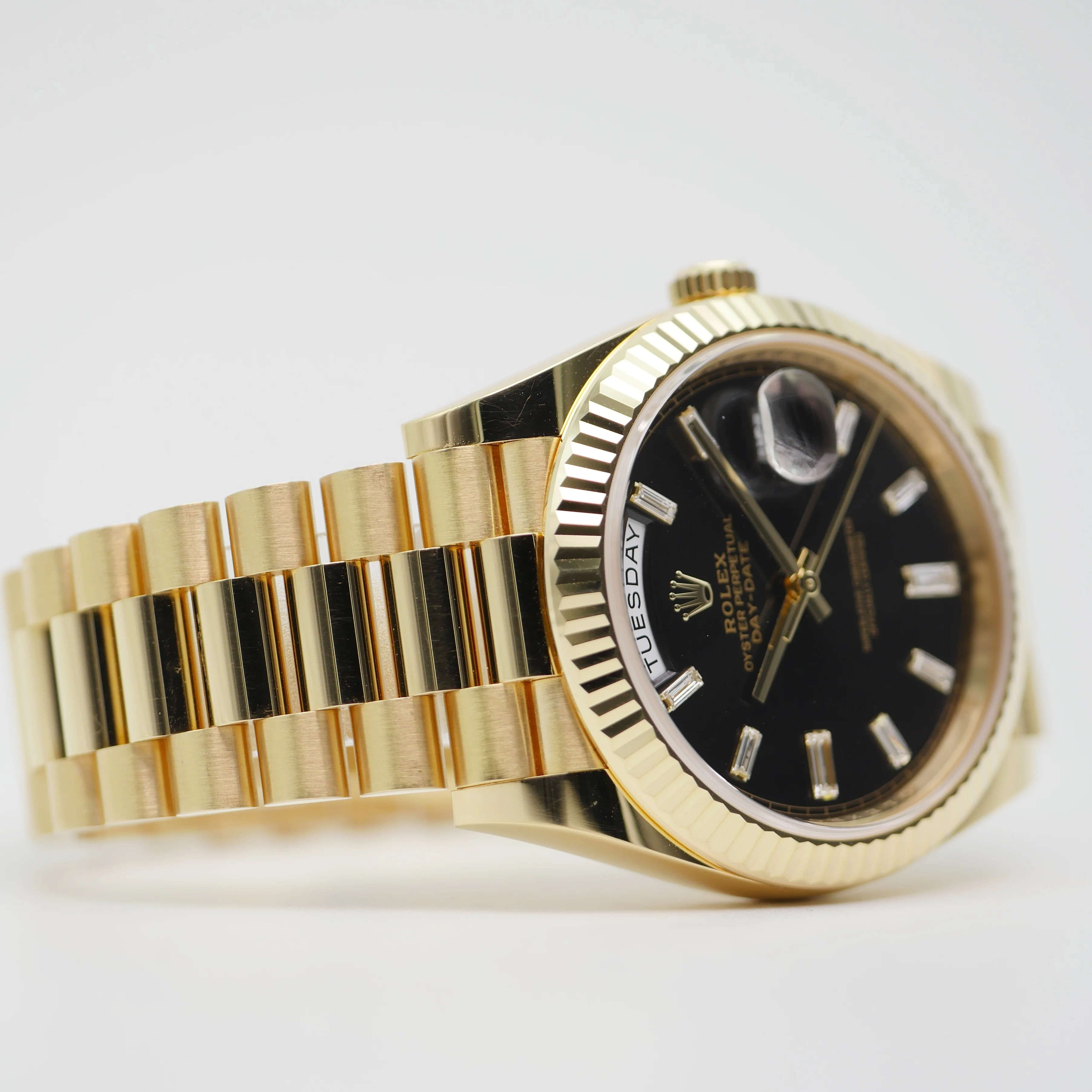 Rolex Day-Date 40 – Ref. 228238, like new – Image 2/12