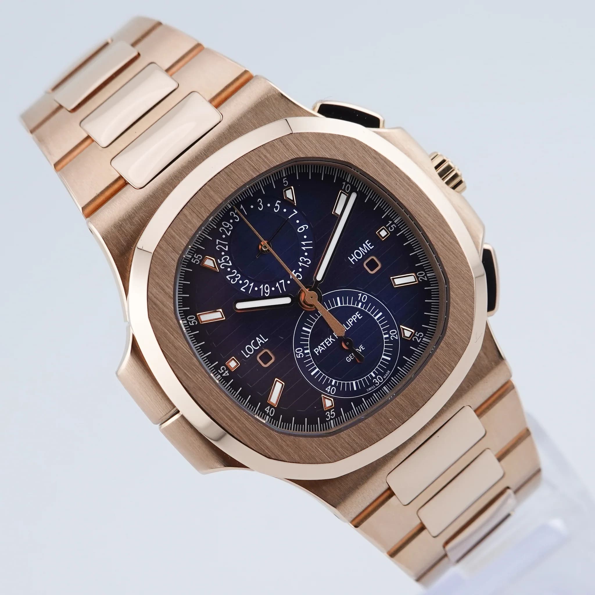 Patek Philippe Nautilus – Ref. 5990/1R-001, Wie neu – Bild 2/8