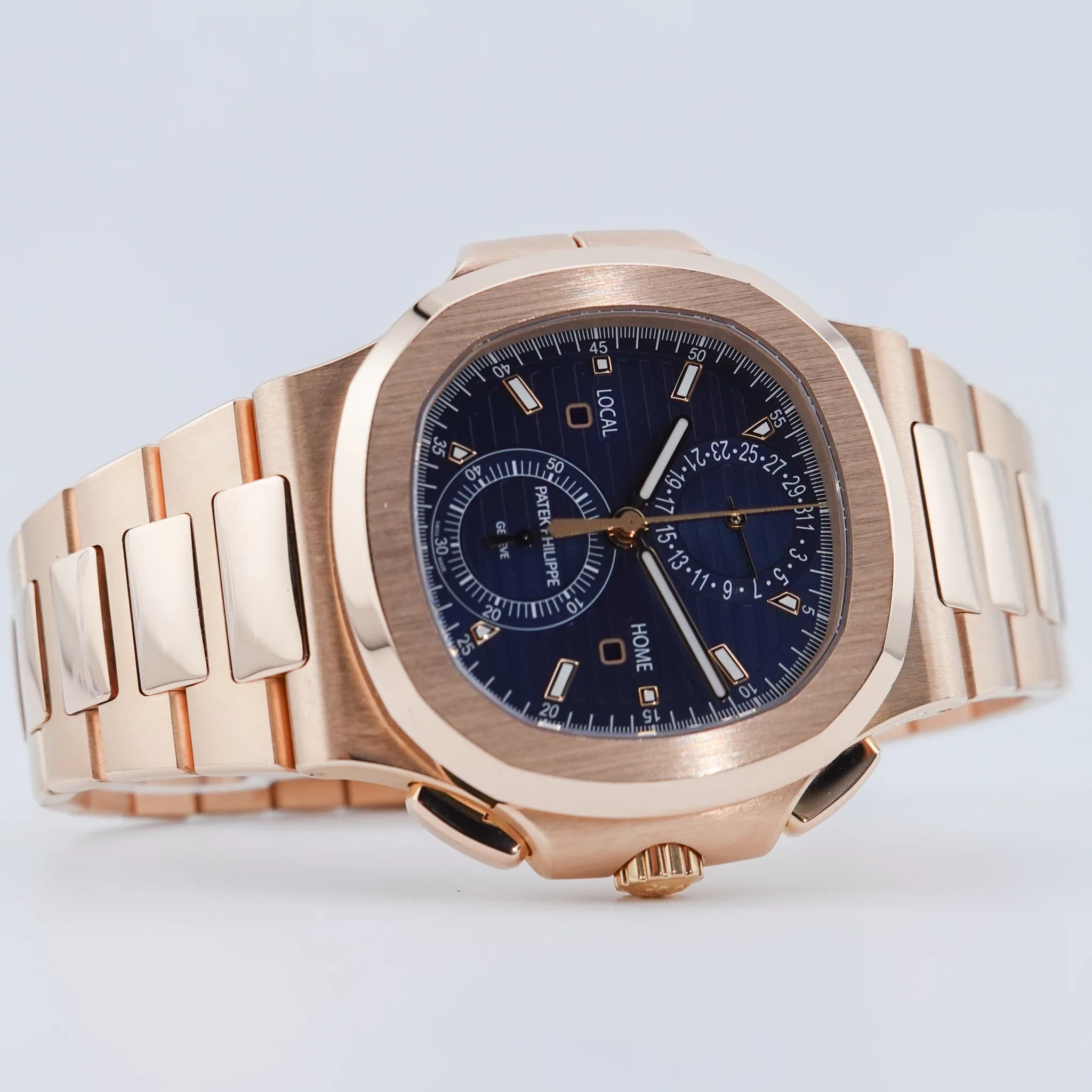 Patek Philippe Nautilus – Ref. 5990/1R-001, like new – Image 2/8