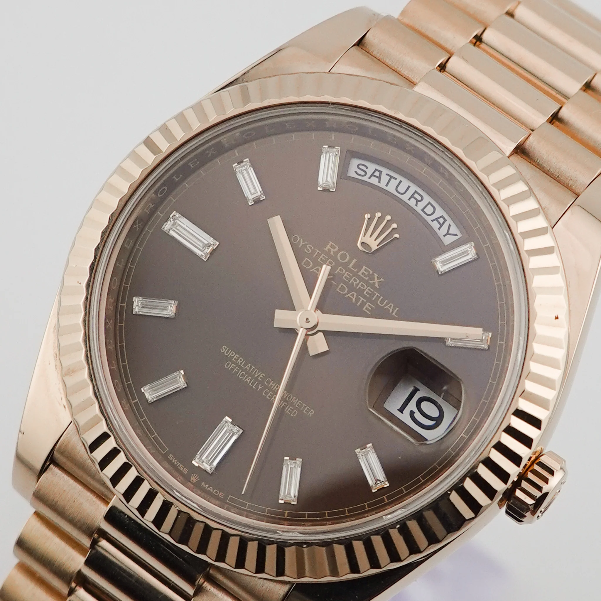 Rolex Day-Date 40 – Ref. 228235, like new – 3/7