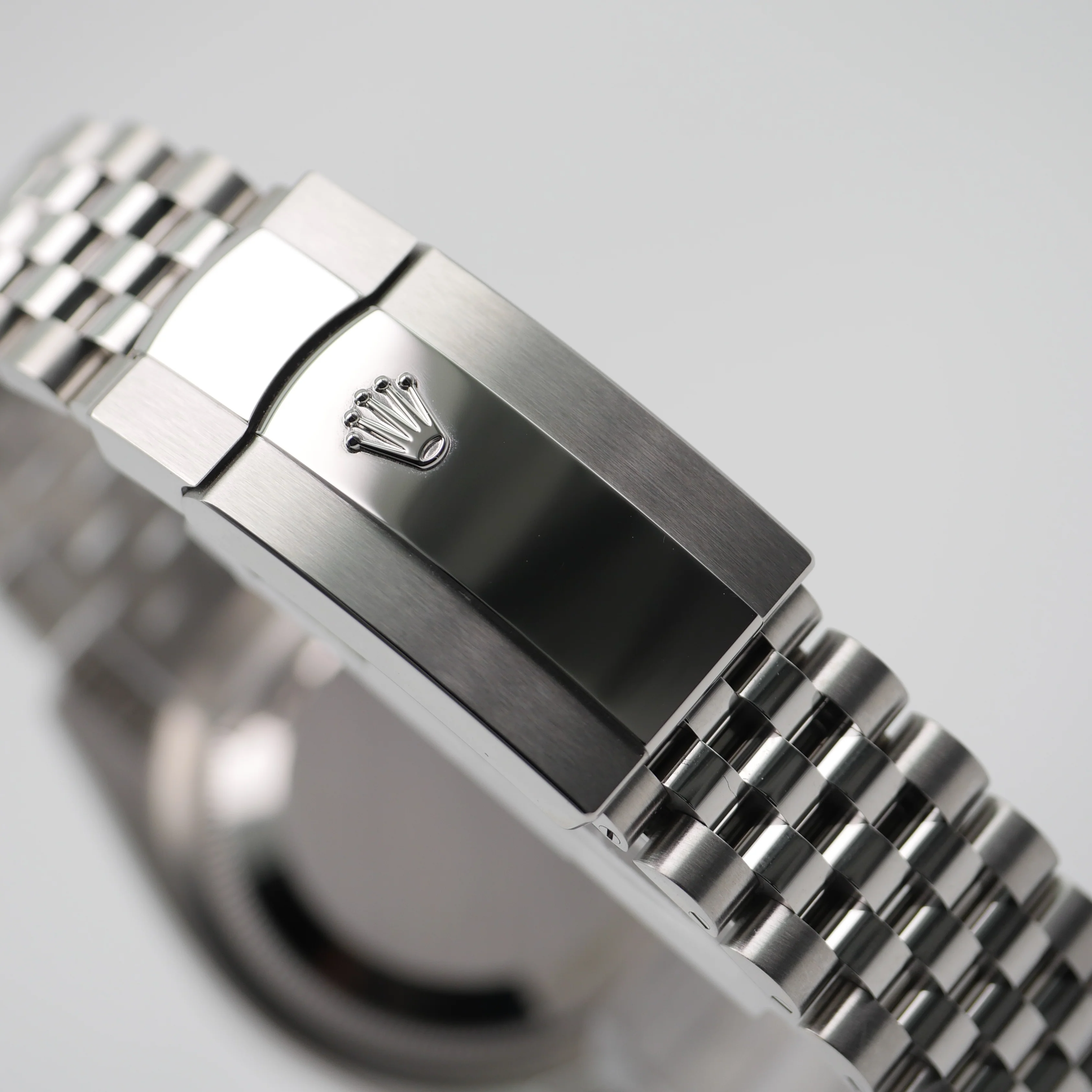 Rolex Datejust 36 – Ref. 126234, Wie neu – 4/9
