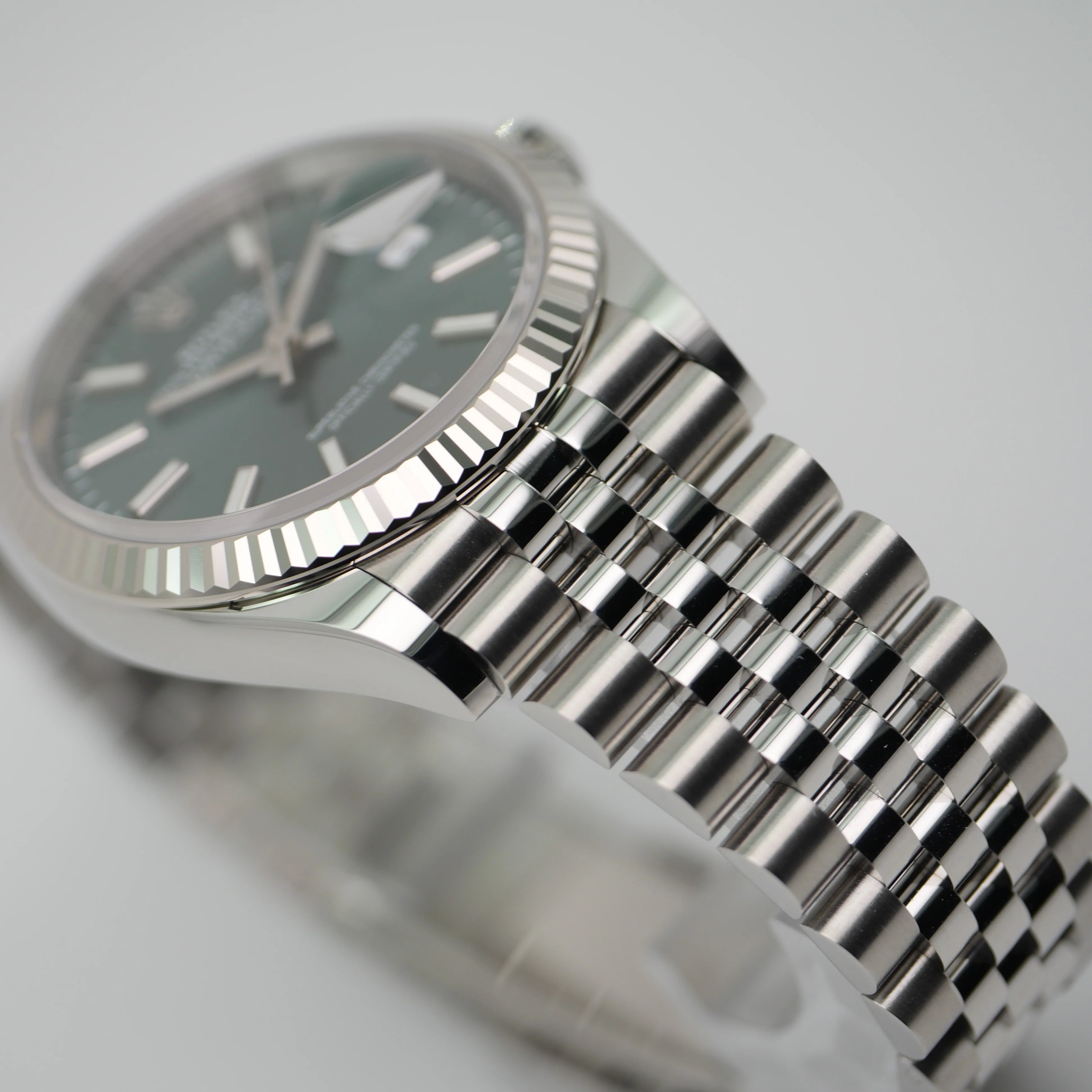 Rolex Datejust 36 – Ref. 126234, Wie neu – 5/9