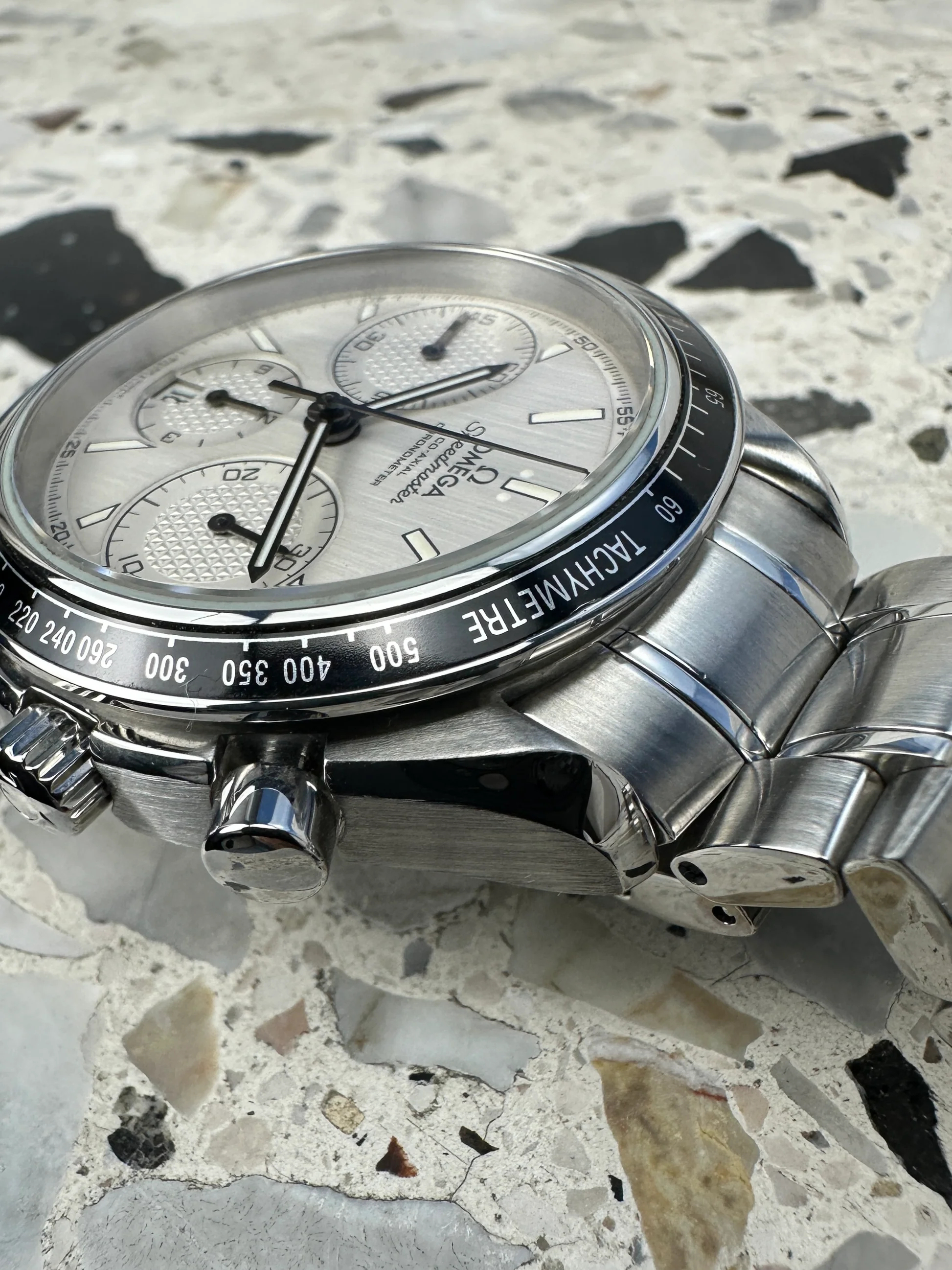 Omega Speedmaster Racing – Ref. 326.30.40.50.02.001, Sehr gut – 2/14