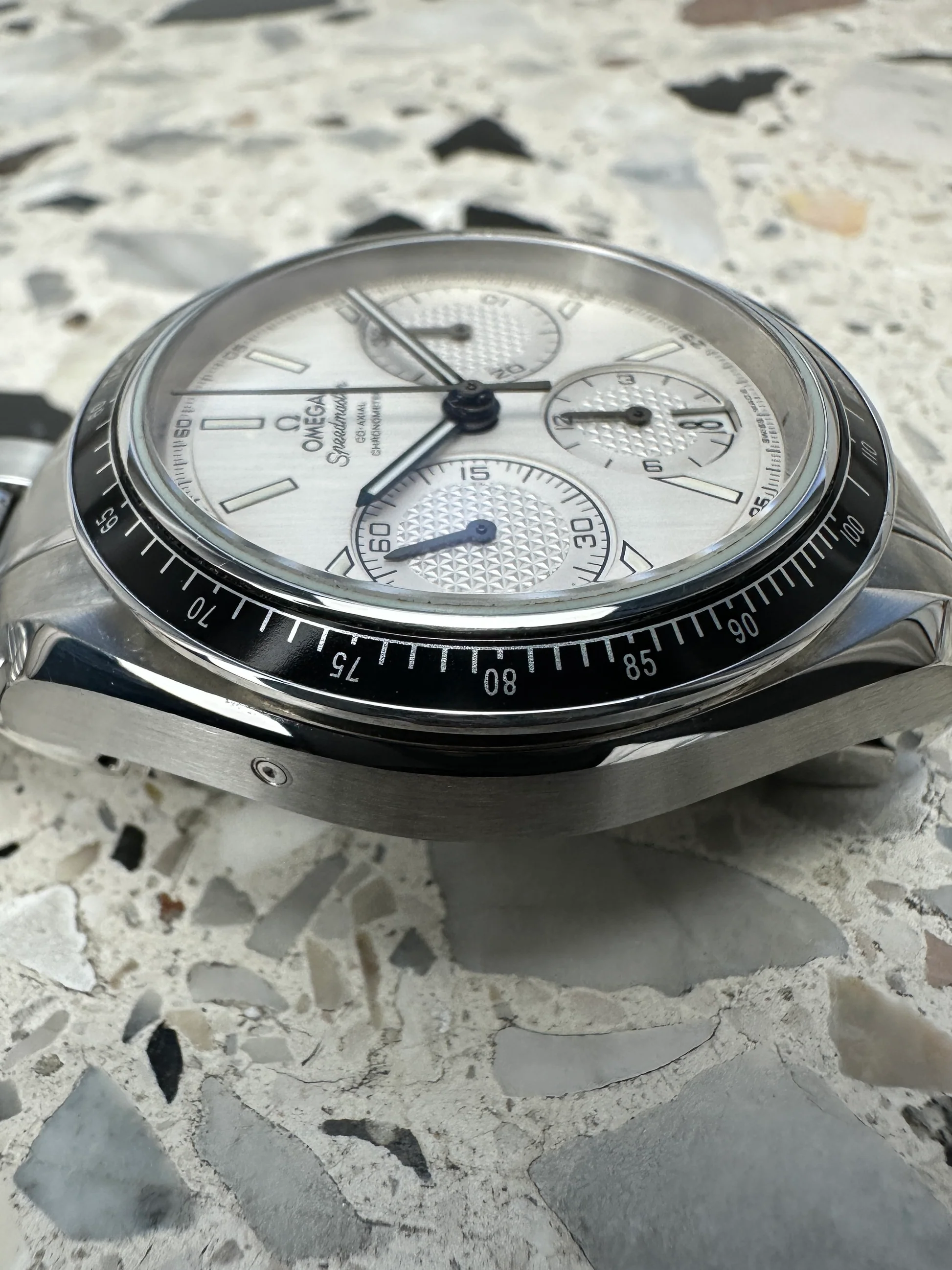 Omega Speedmaster Racing – Ref. 326.30.40.50.02.001, Sehr gut – 11/14