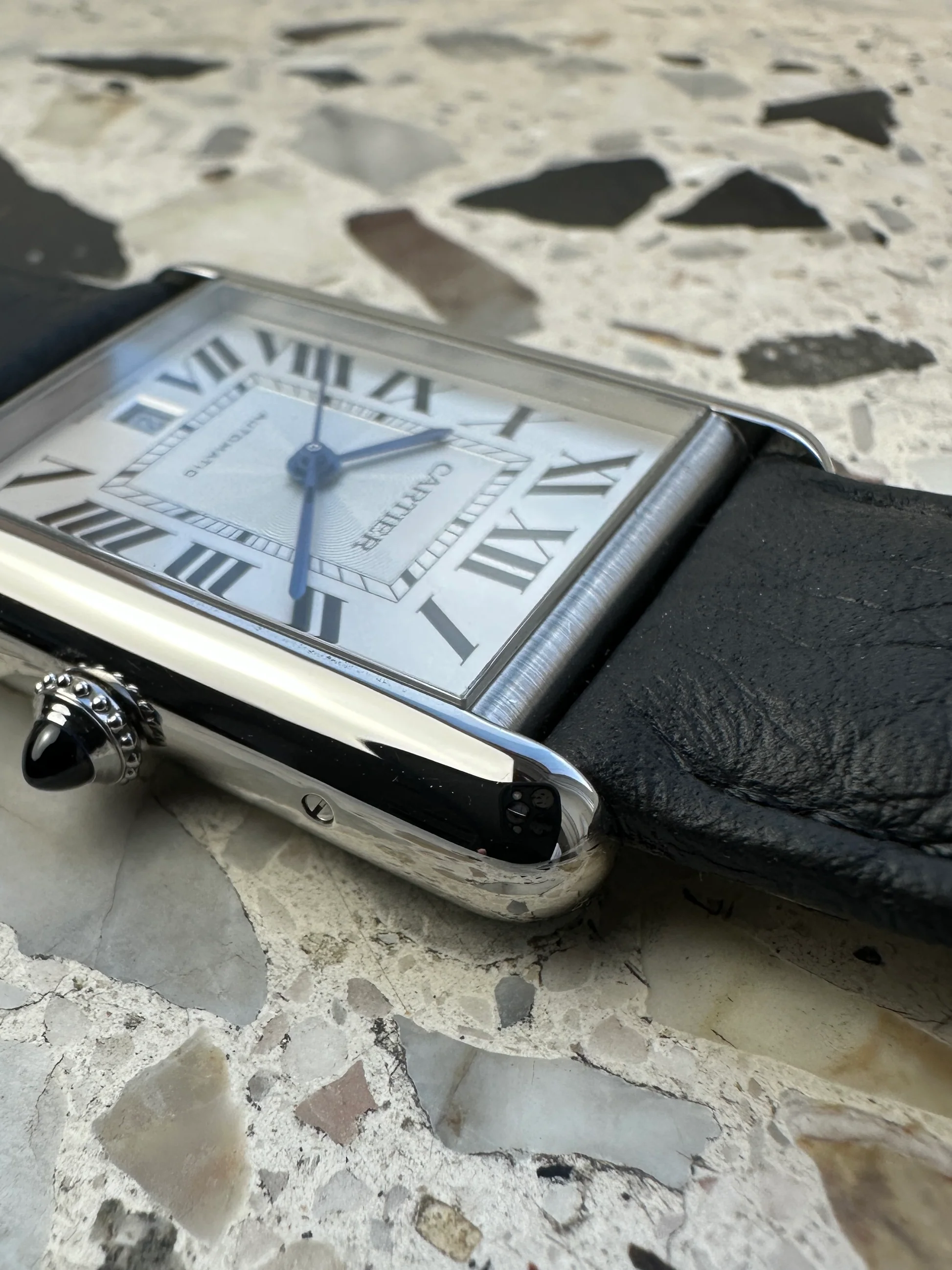 Cartier Tank Must – Ref. WSTA0040, Wie neu – 2/14