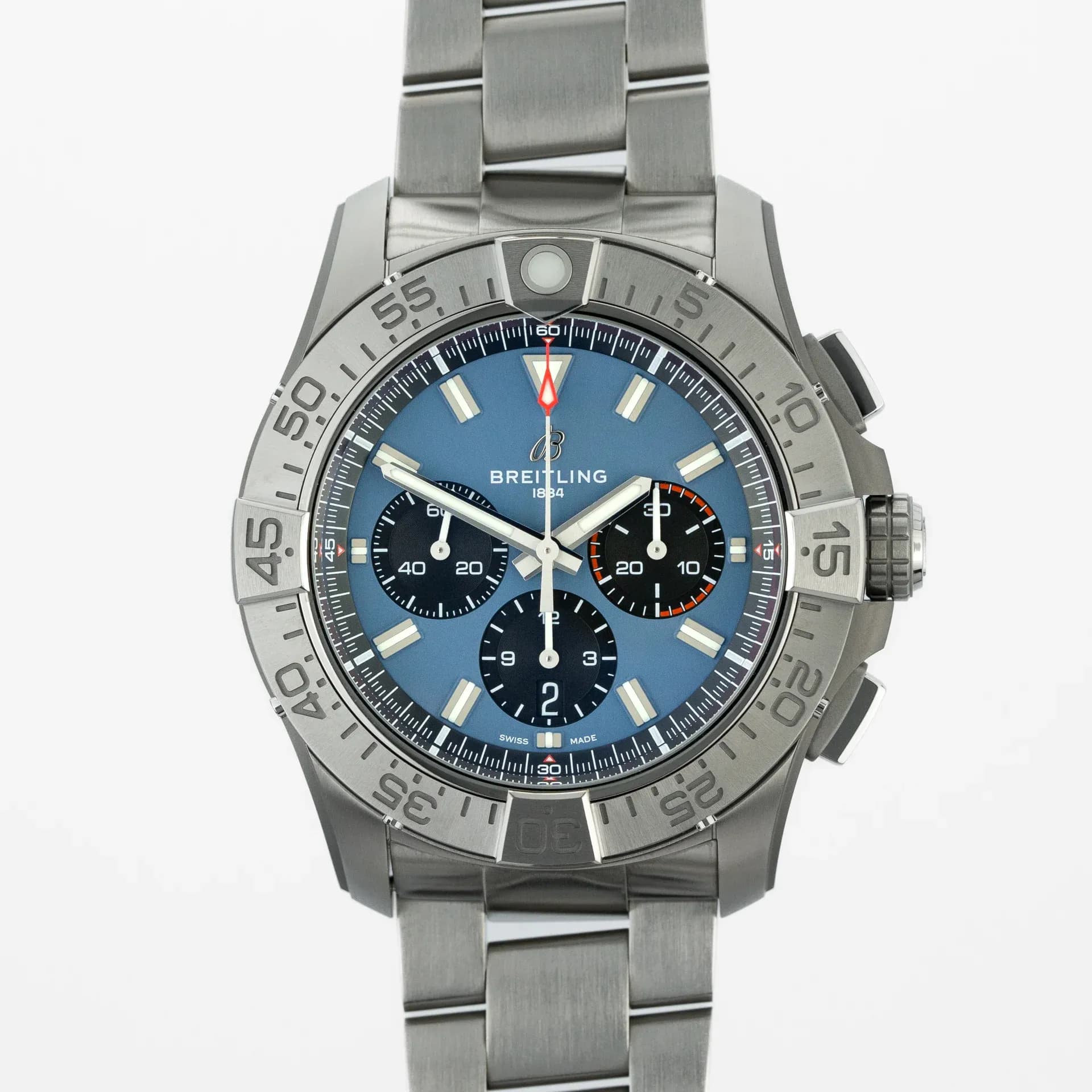 Breitling Avenger – Ref. EB0148101C1E1, Neu
