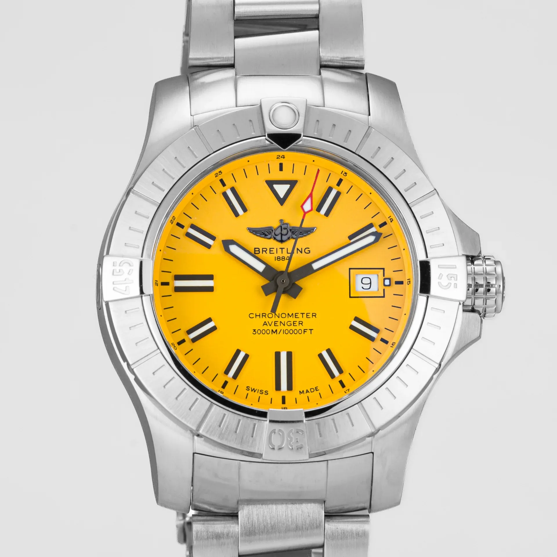 Breitling Avenger – Ref. A17319101I1A1, very good