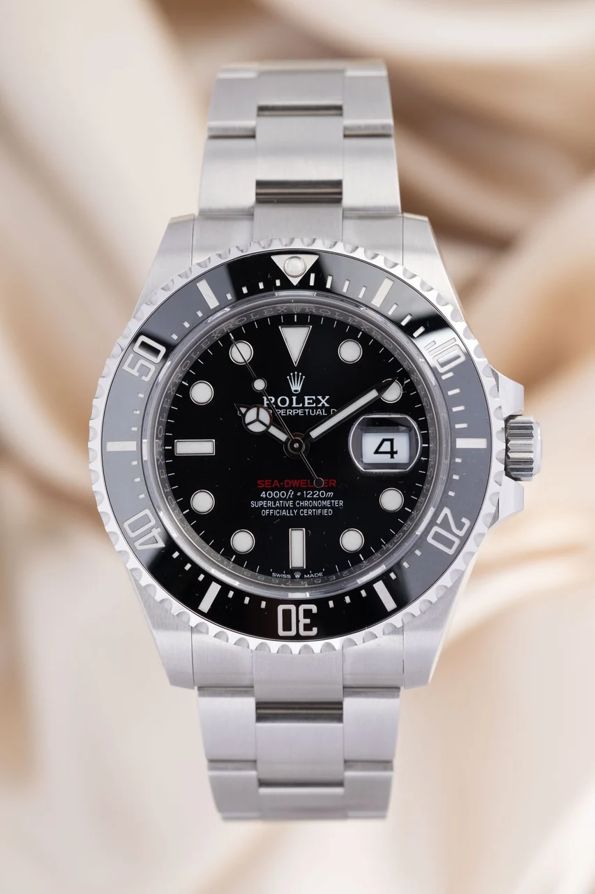 Rolex Sea-Dweller – Ref. 126600, very good – 1/10
