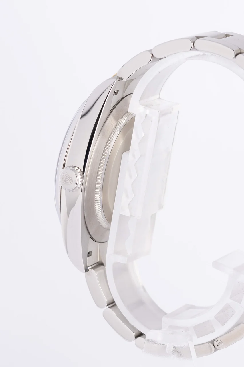 Rolex Oyster Perpetual – Ref. 124300, Sehr gut – 3/10