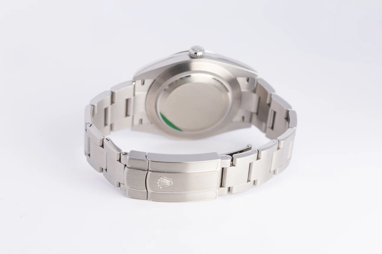 Rolex Oyster Perpetual – Ref. 124300, Sehr gut – 9/10