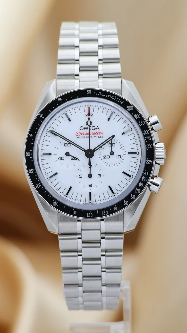 Omega Speedmaster Professional Moonwatch Hesalite – Ref. 31030425004001, Sehr gut – 1/10