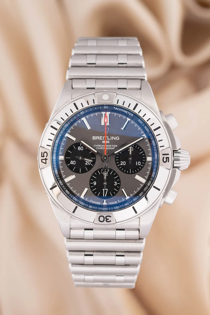 Breitling Chronomat B01 42 – Ref. AB0134, Sehr gut – 1/11