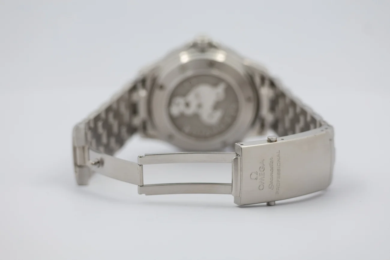 Omega Seamaster Diver 300M – Ref. 21230412001002, Gut – 7/9