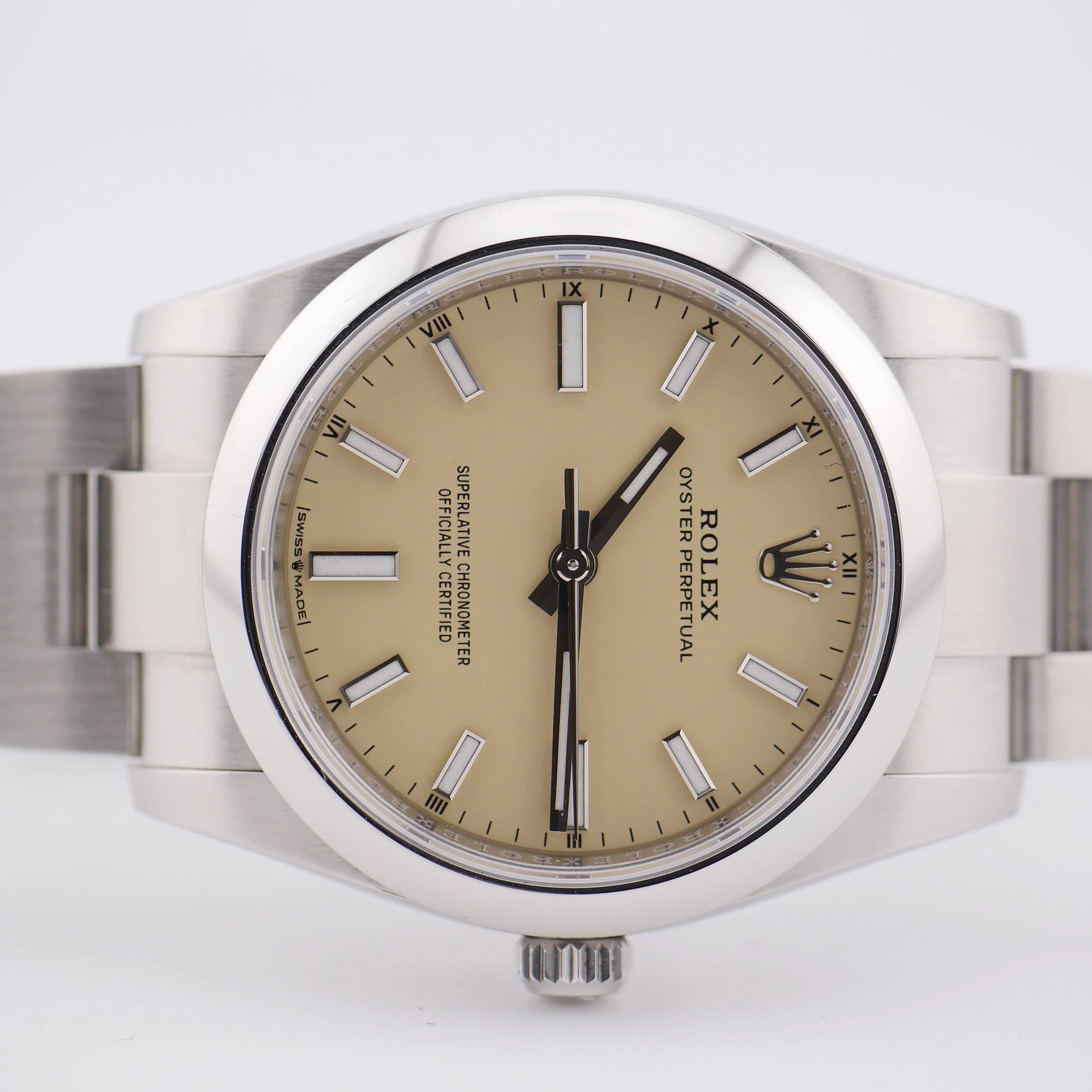 Rolex Oyster Perpetual – Ref. 124200, Sehr gut – 5/8
