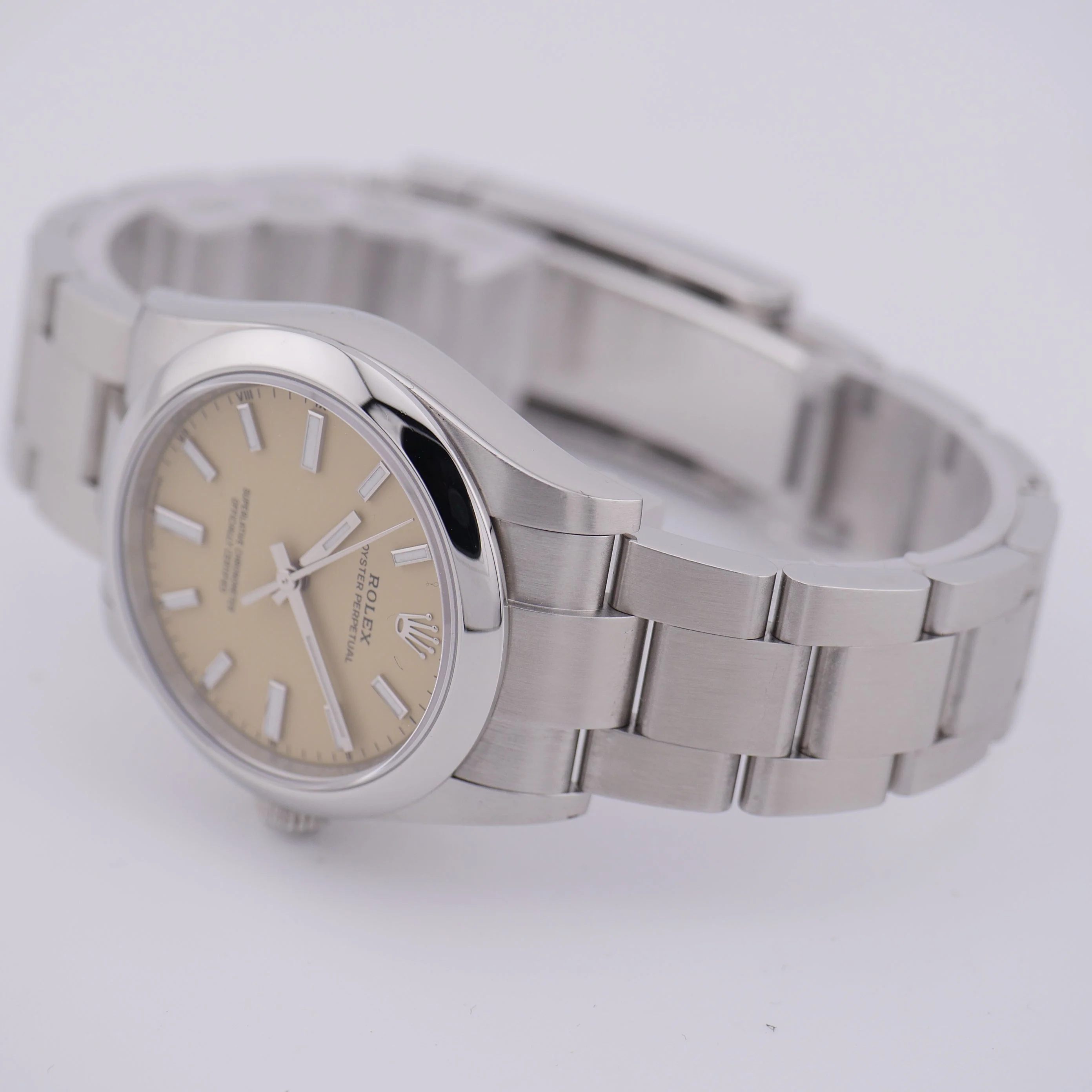 Rolex Oyster Perpetual – Ref. 124200, Sehr gut – 8/8
