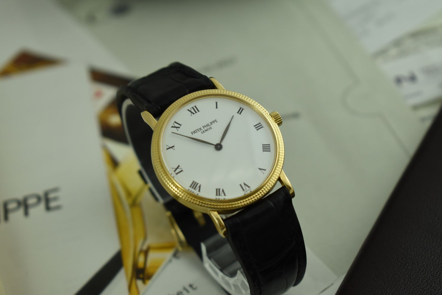 Patek Philippe Calatrava 4997/200G-001 – Ref. 3992J, Sehr gut – 8/13