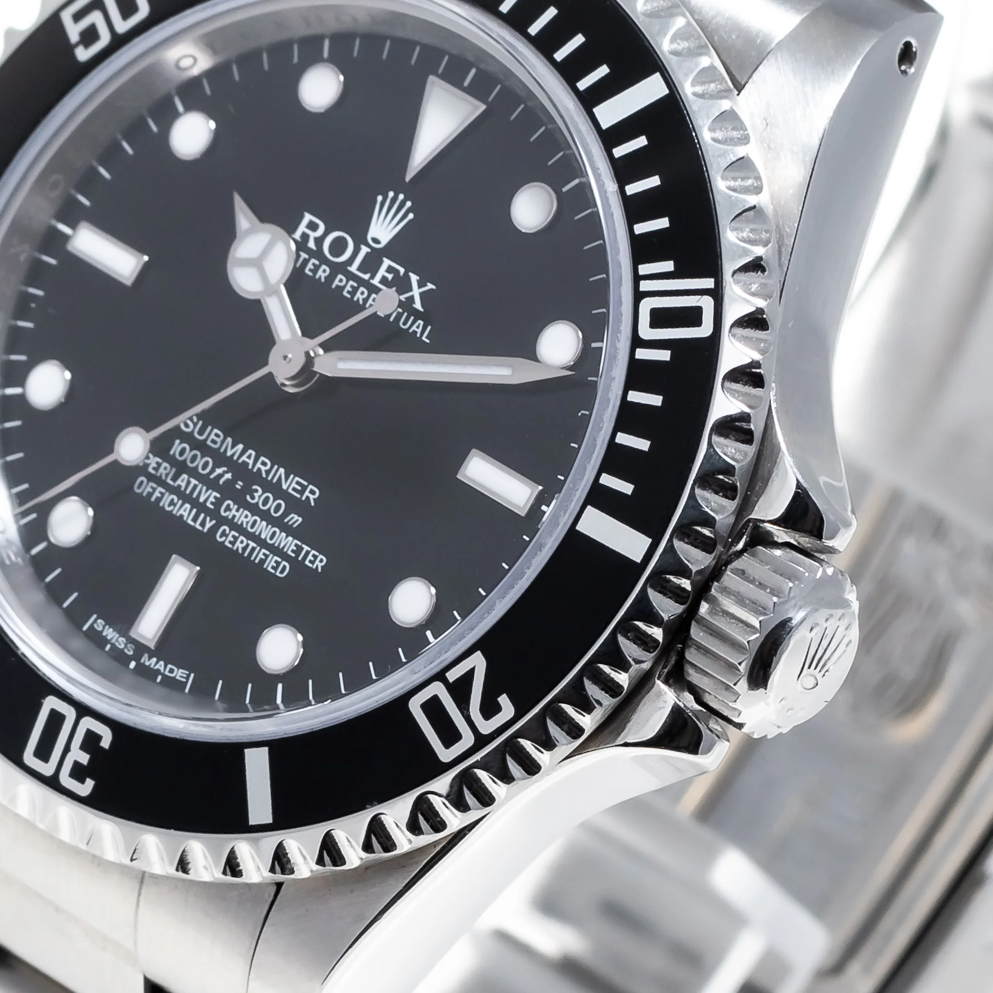 Rolex Submariner – Ref. 14060M, like new – 4/7