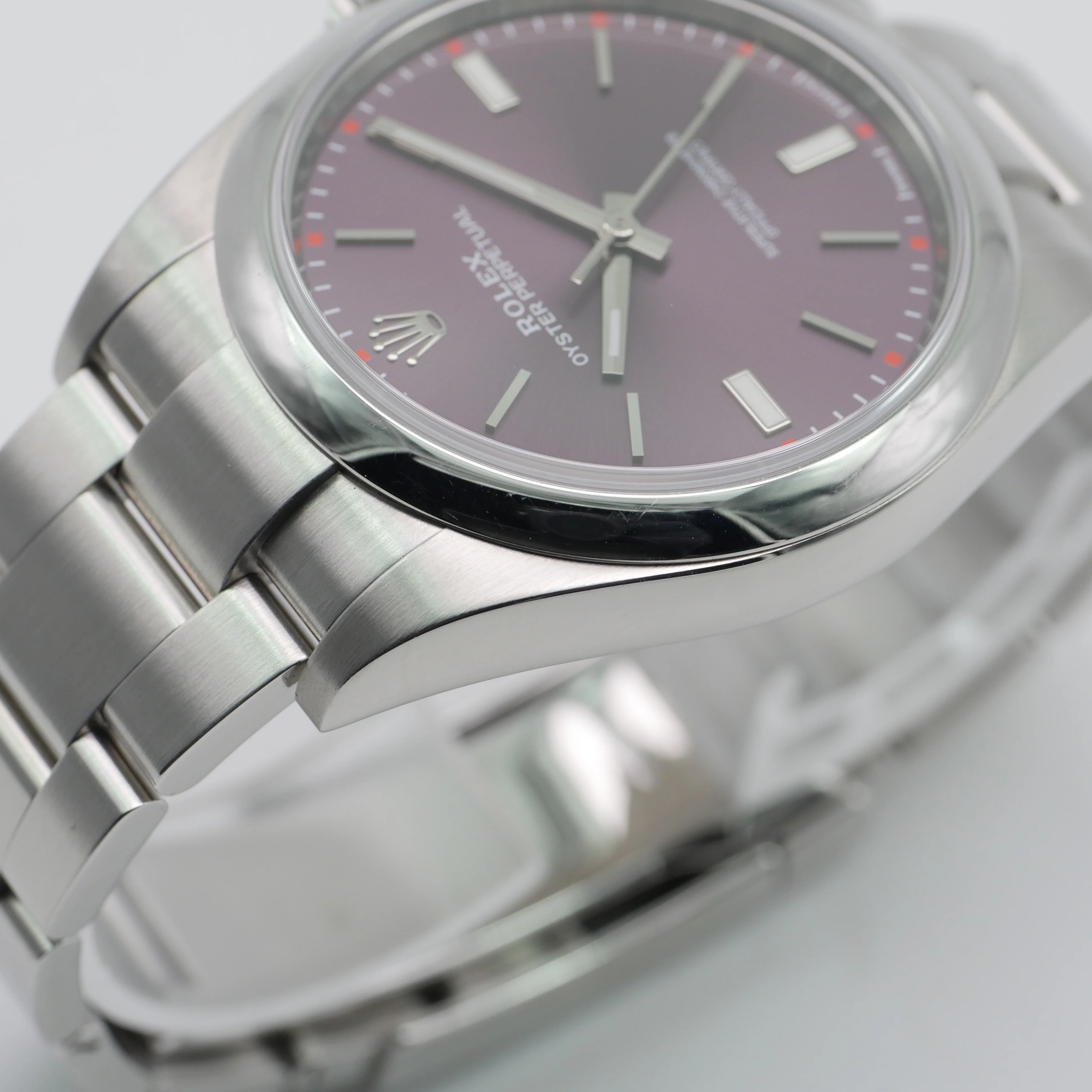 Rolex Oyster Perpetual – Ref. 114300, Sehr gut – 4/10