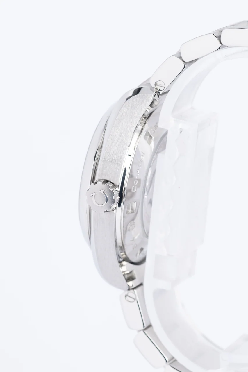 Omega Aqua Terra – Ref. 23110342004001, very good – 3/10