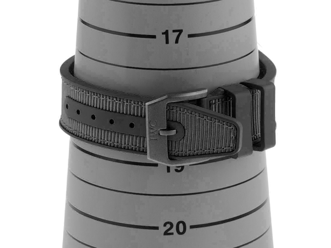 IWC Pilot – Ref. IW388106, Neu – 8/8